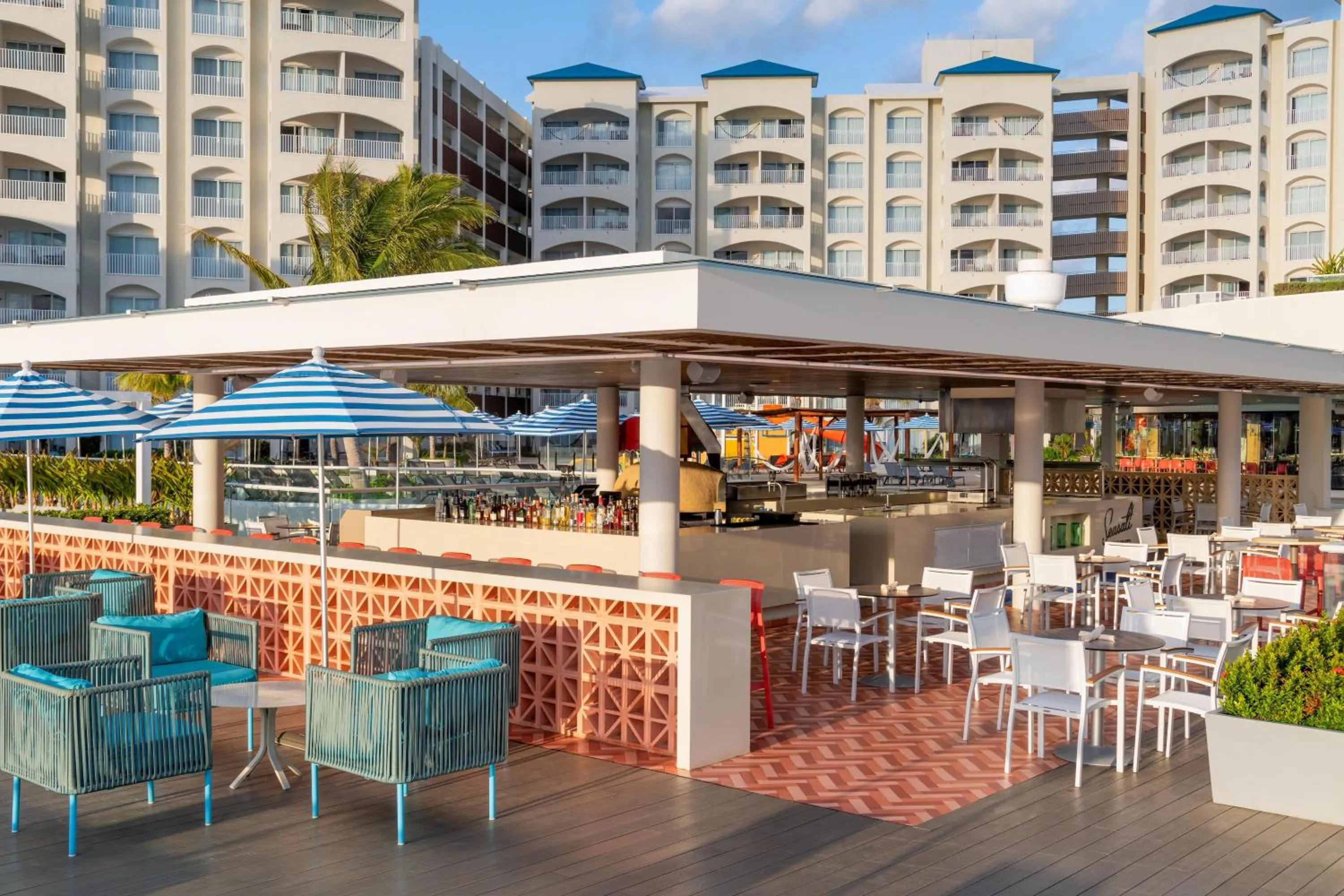 Restaurant/places to eat in Hilton Cancun Mar Caribe All-Inclusive Resort