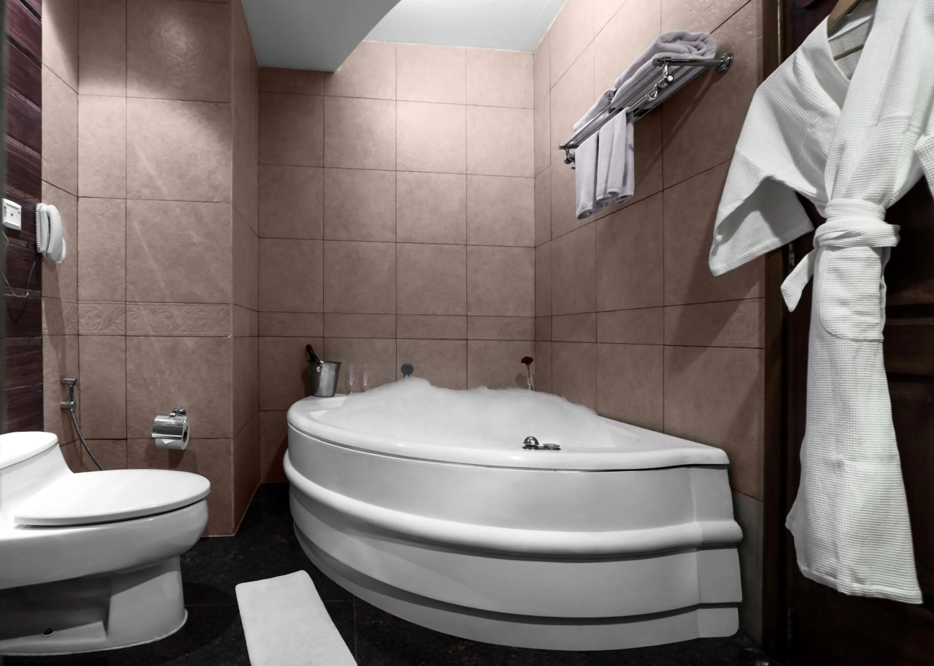 Bathroom in Welcomhotel by ITC Hotels, Bella Vista, Panchkula - Chandigarh