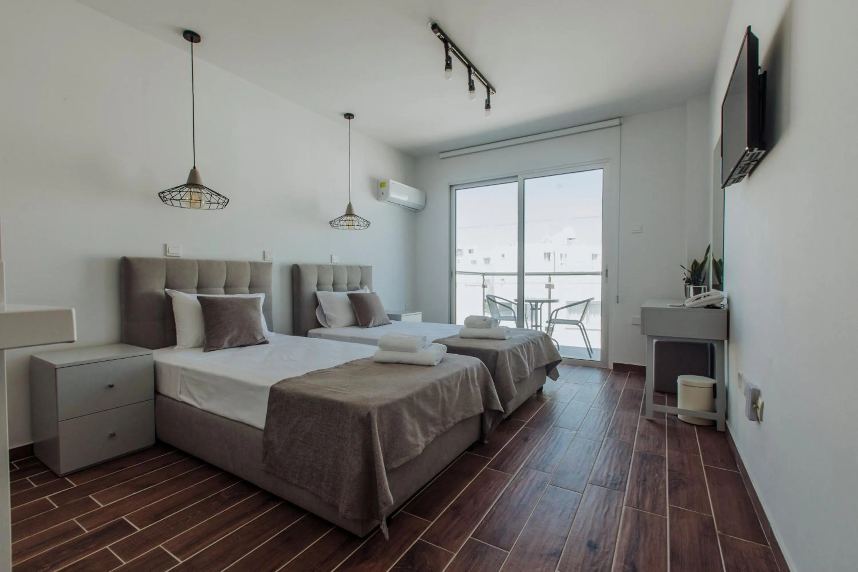 Bed in River View Boutique Apts