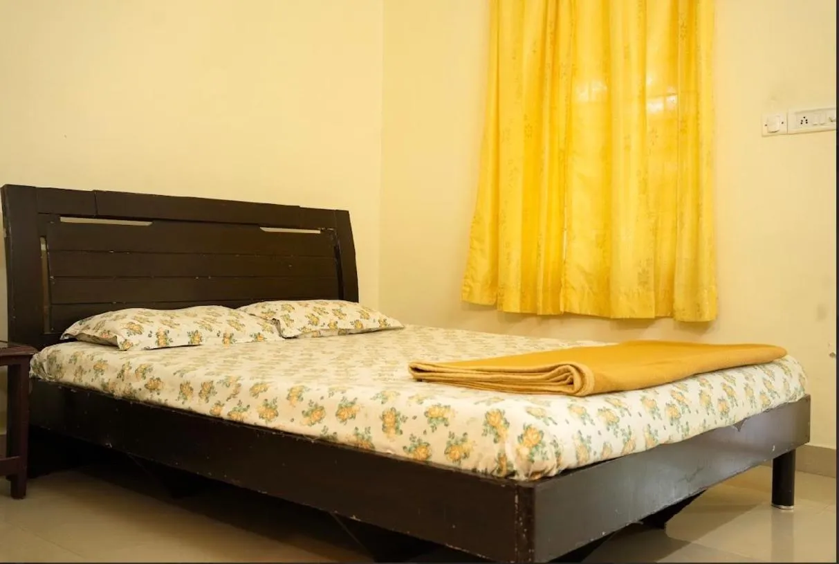 Bed in Palm Grove Service Villa