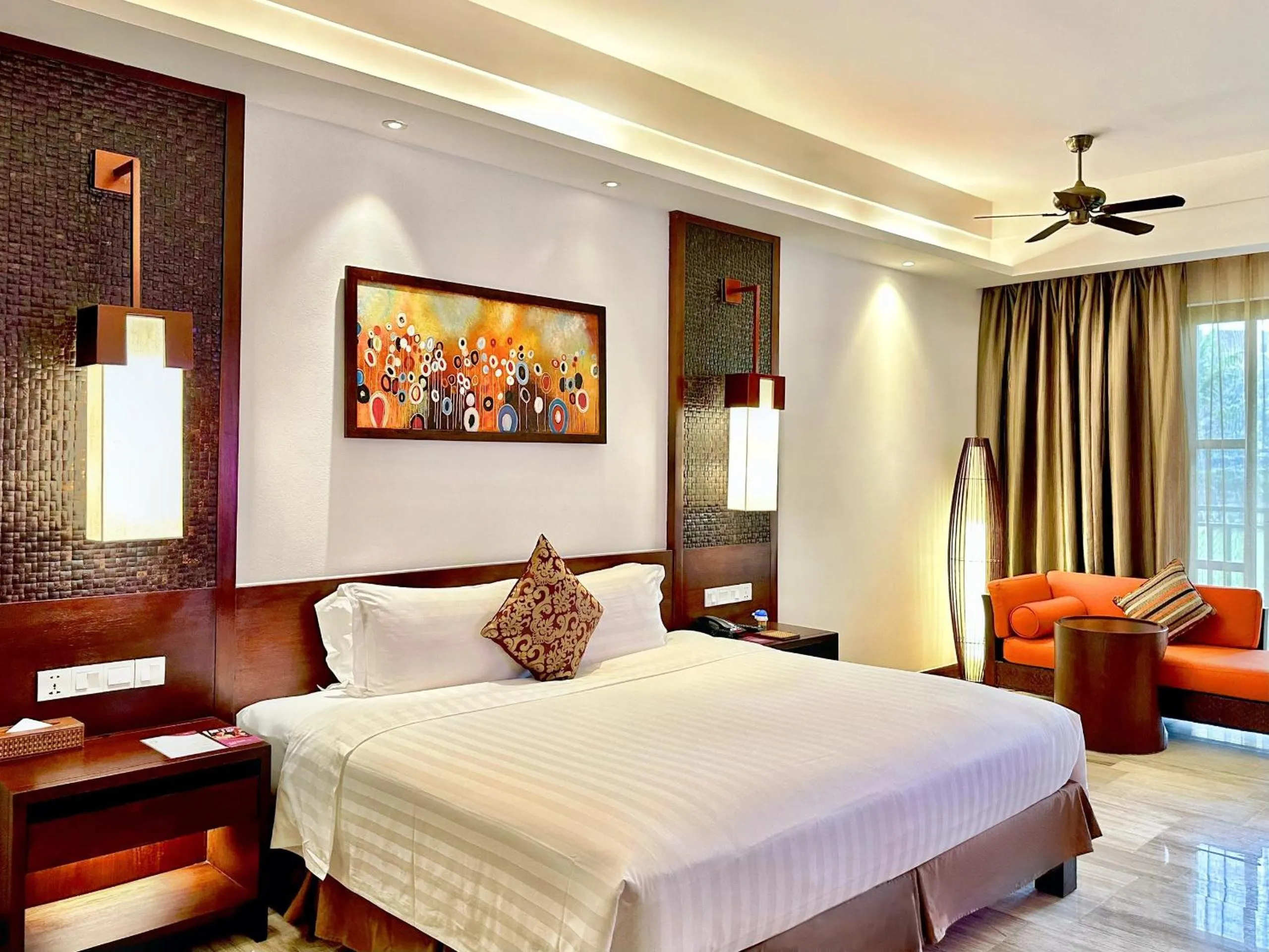 Bed in Crowne Plaza Danang Hotel & Resort