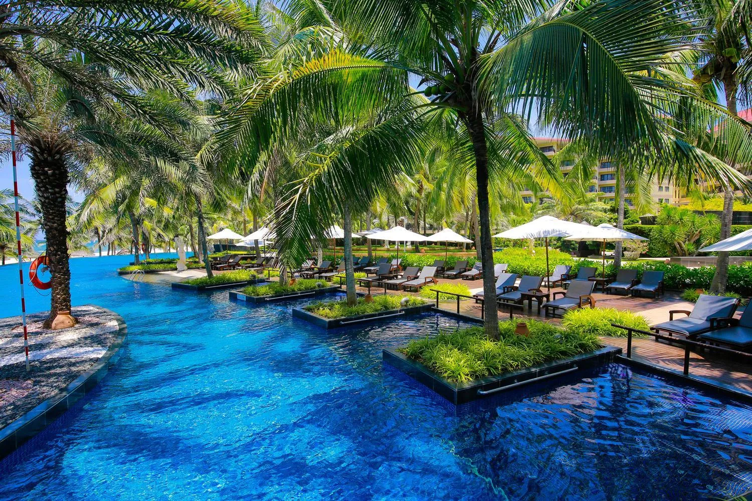 Garden in Crowne Plaza Danang Hotel & Resort