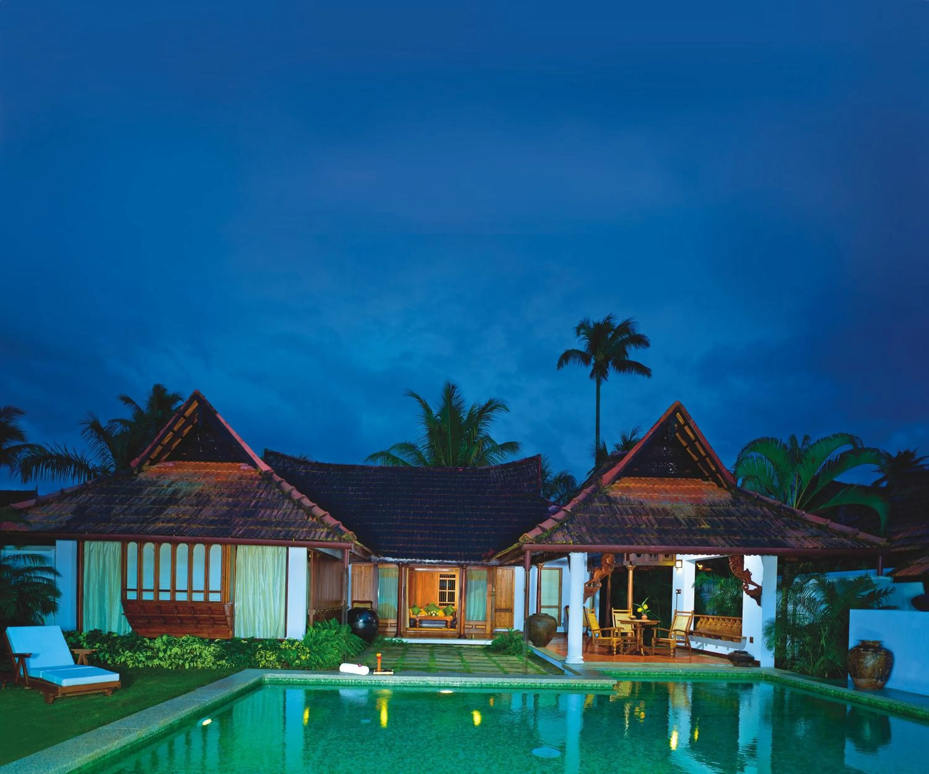 Swimming pool in Kumarakom Lake Resort