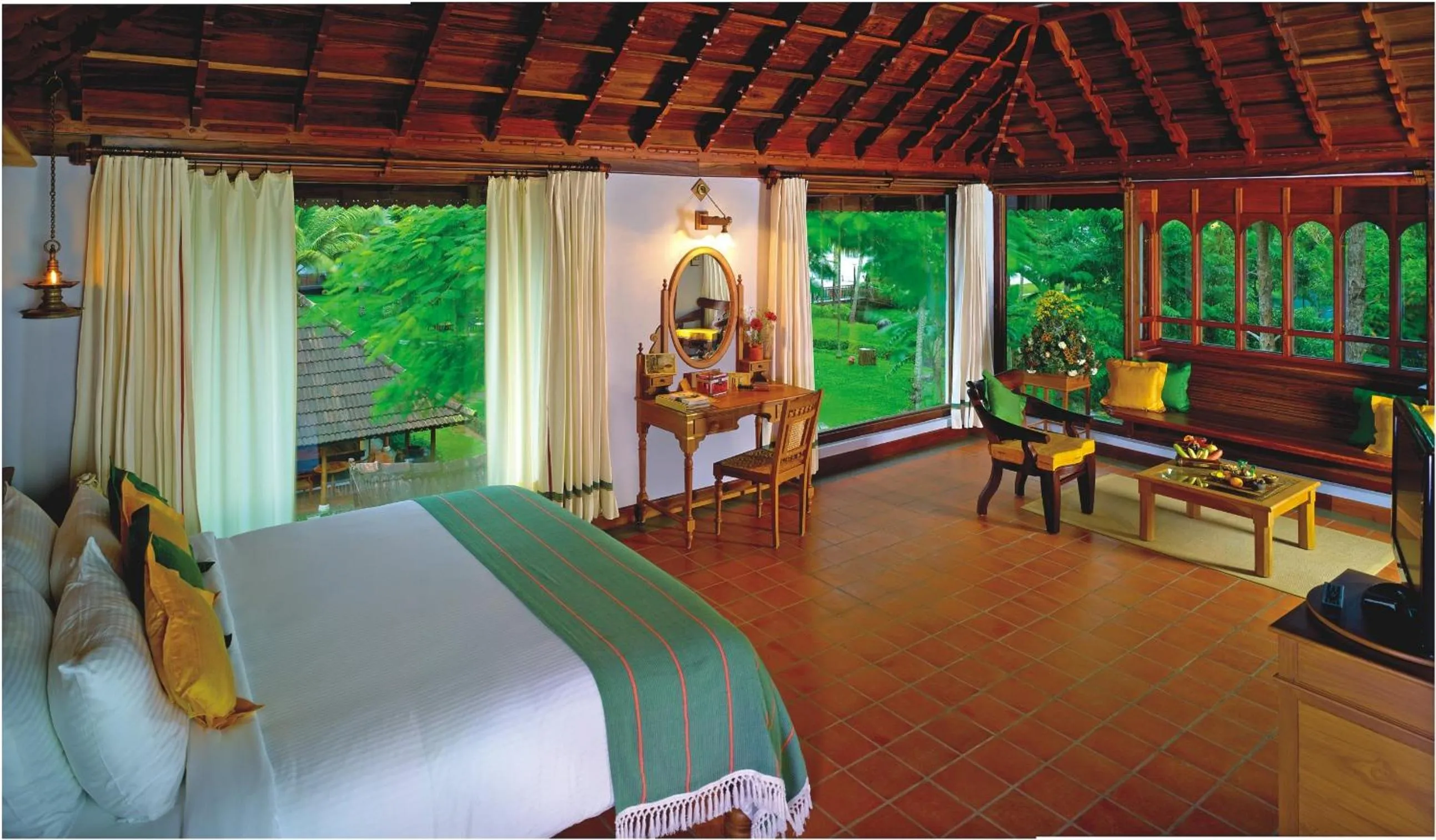 Photo of the whole room, Bed in Kumarakom Lake Resort