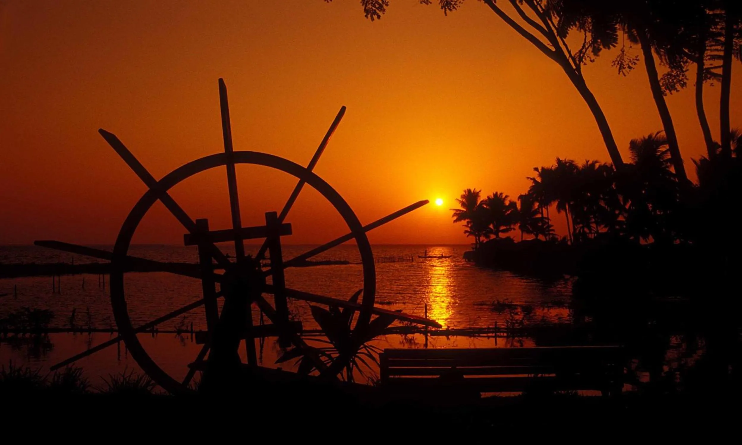 Area and facilities in Kumarakom Lake Resort