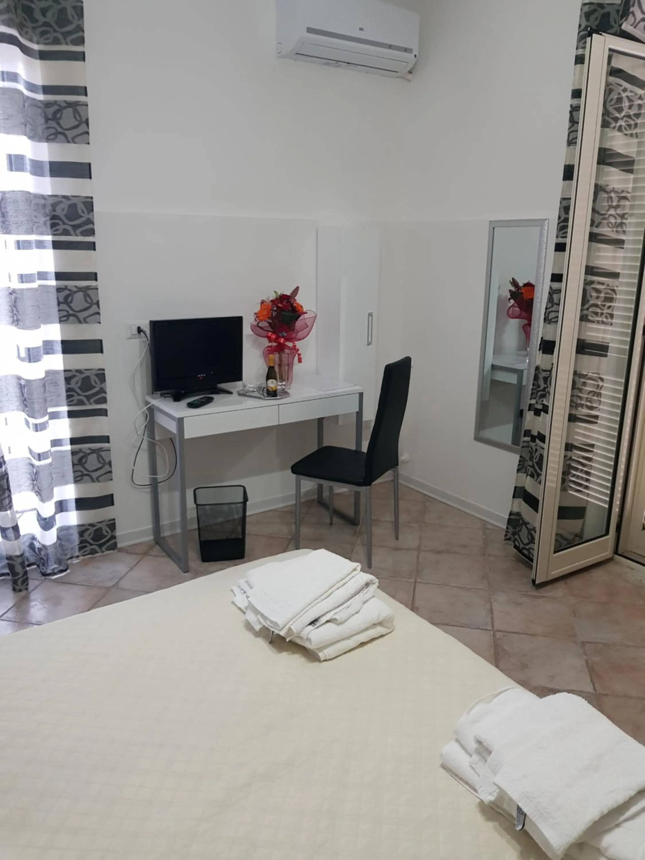 Other, Bed in B&B Dimora del centro