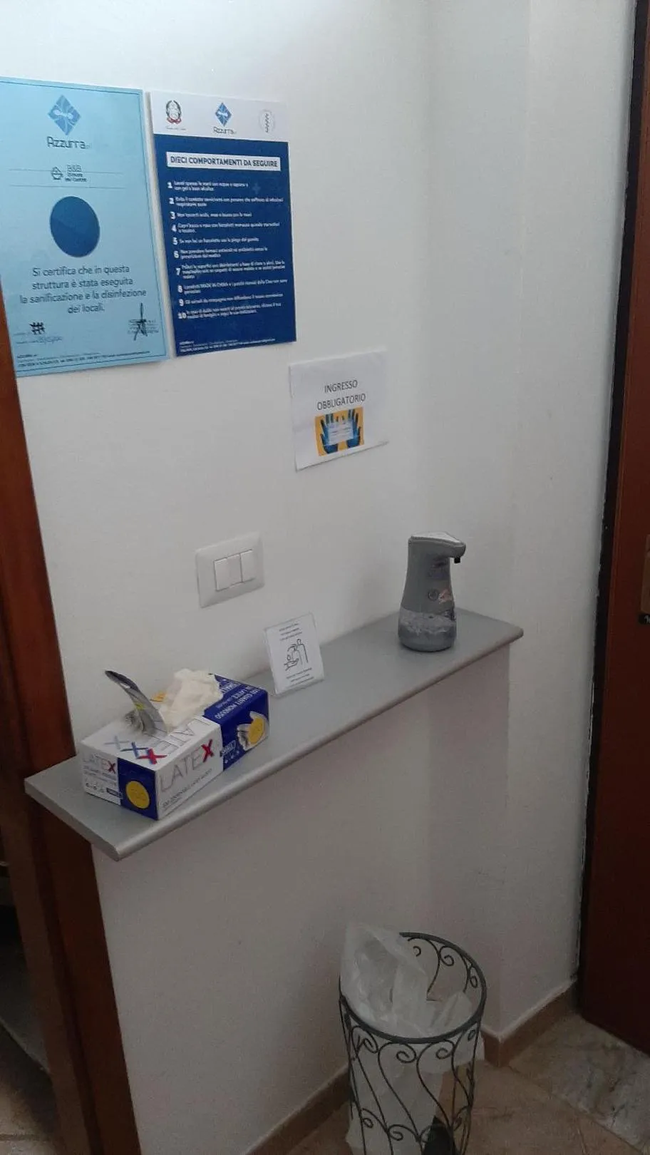 Certificate/Award in B&B Dimora del centro