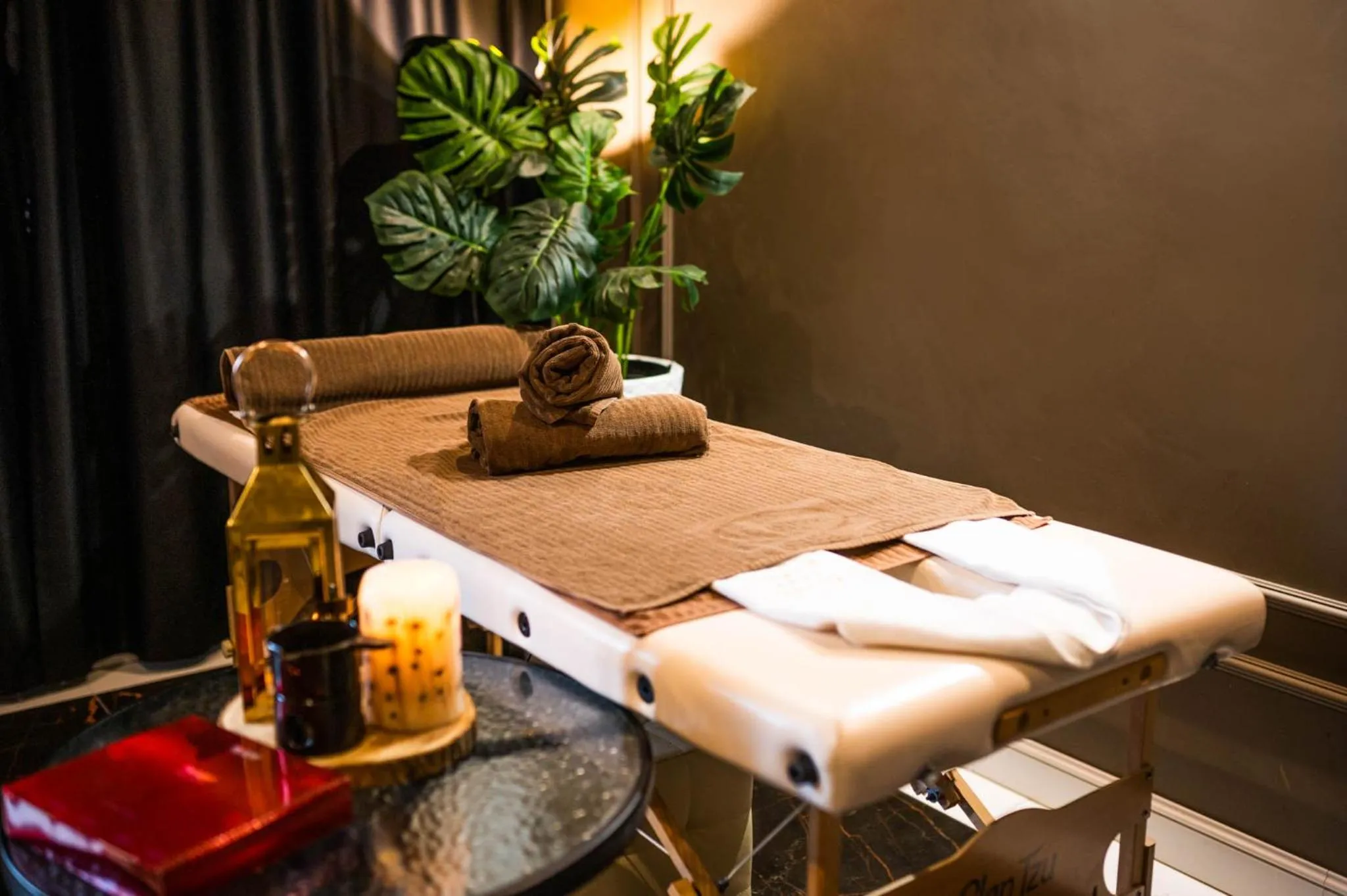 Massage in Amber Park Spa