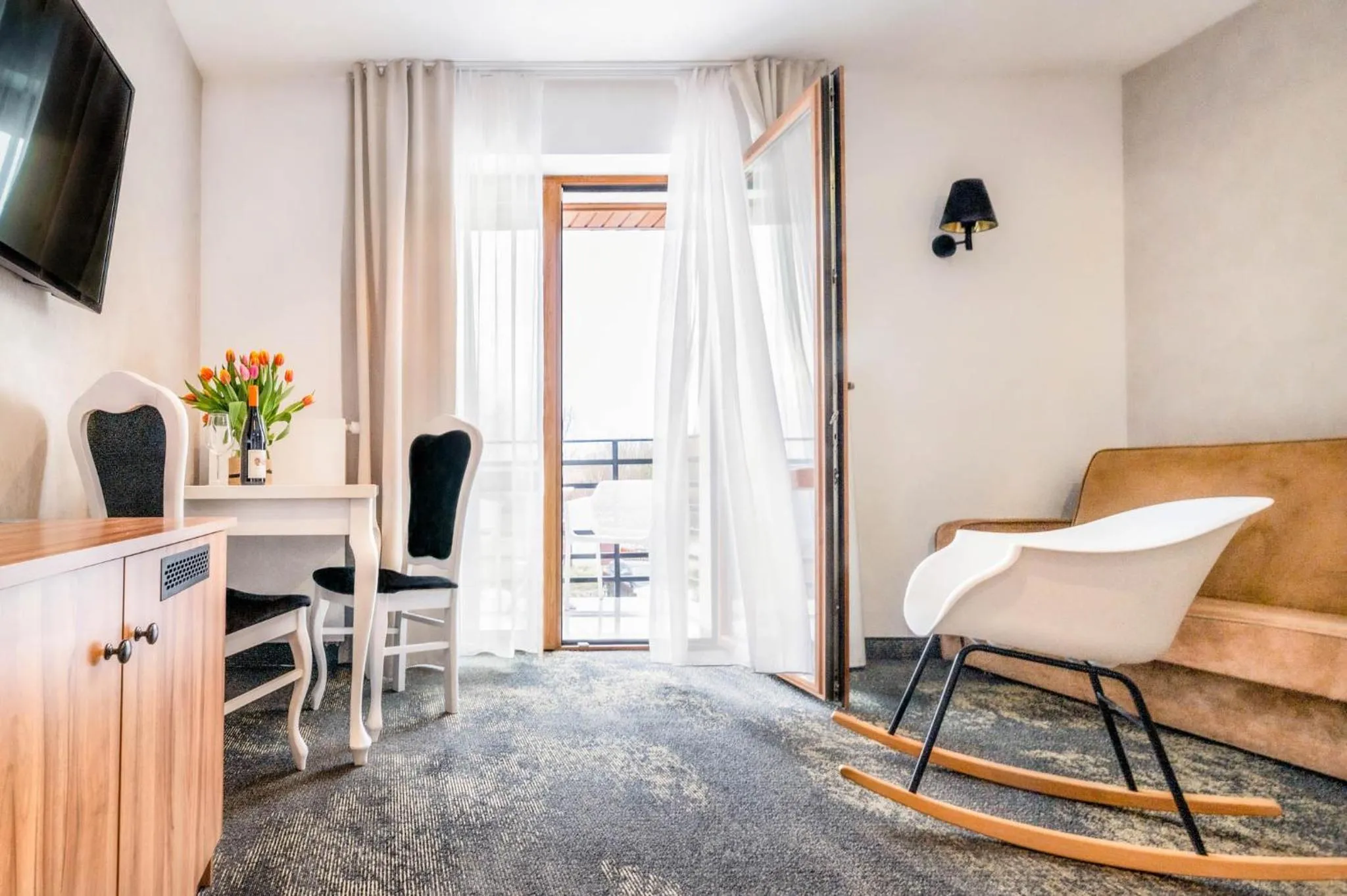 Photo of the whole room in Amber Park Spa