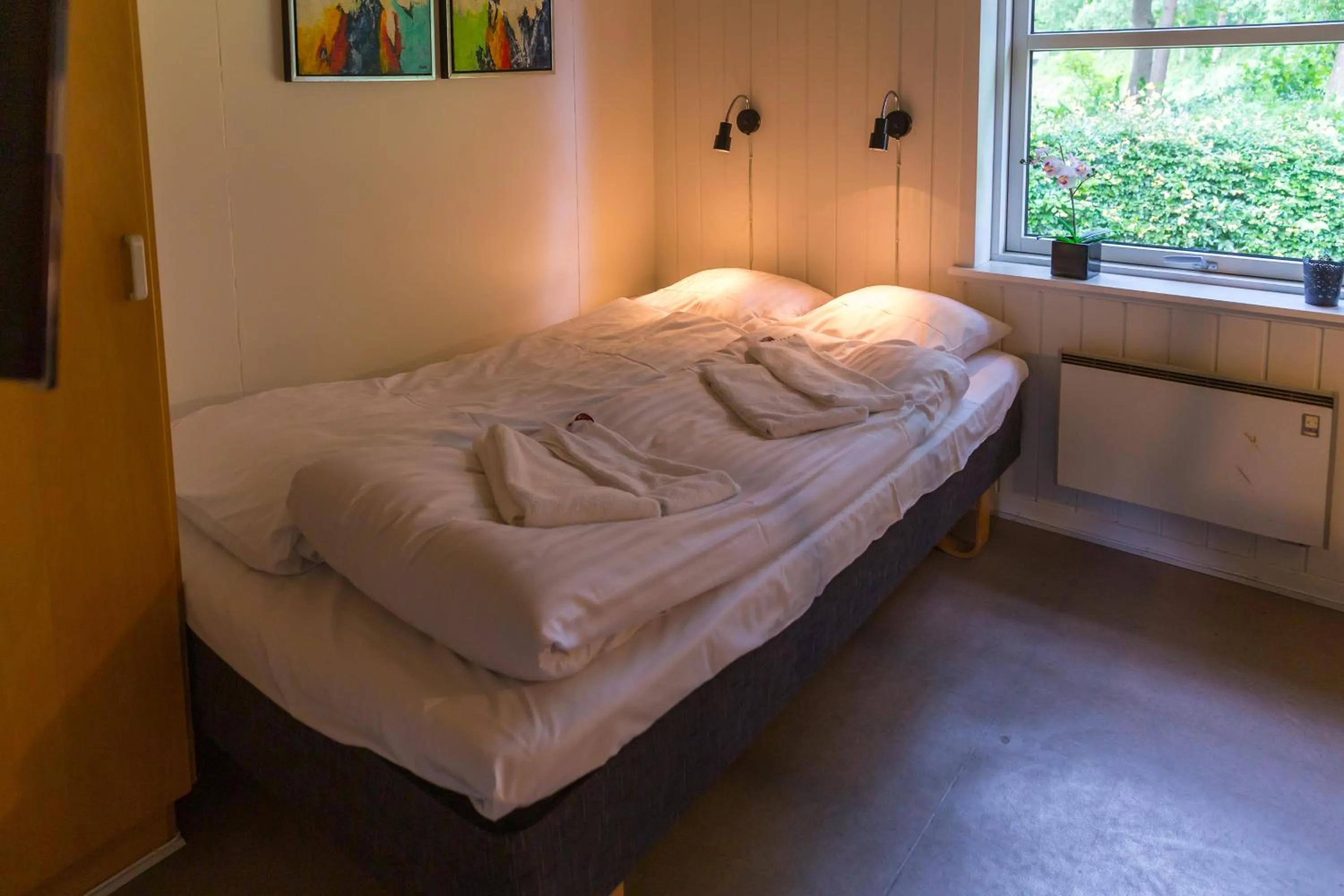 Bed in Ansager Hotel og Hytteby