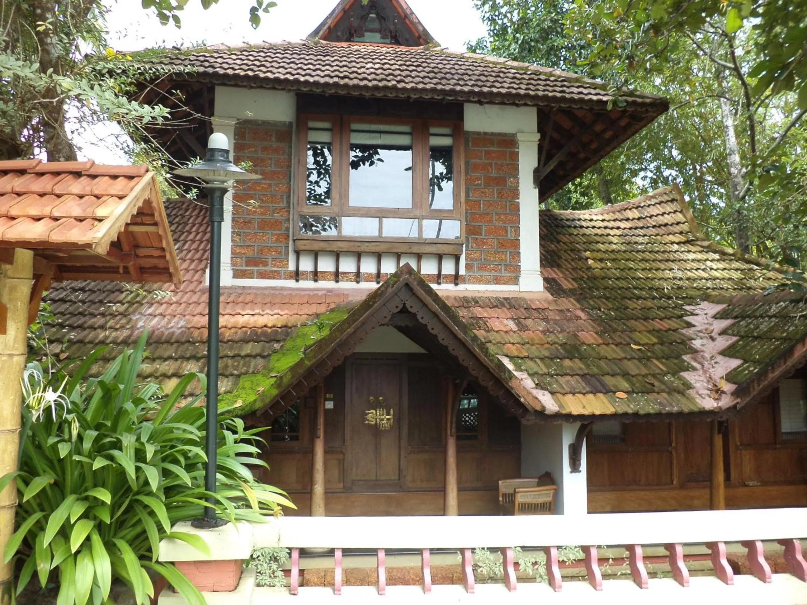 Facade/entrance in Punnamada Resort