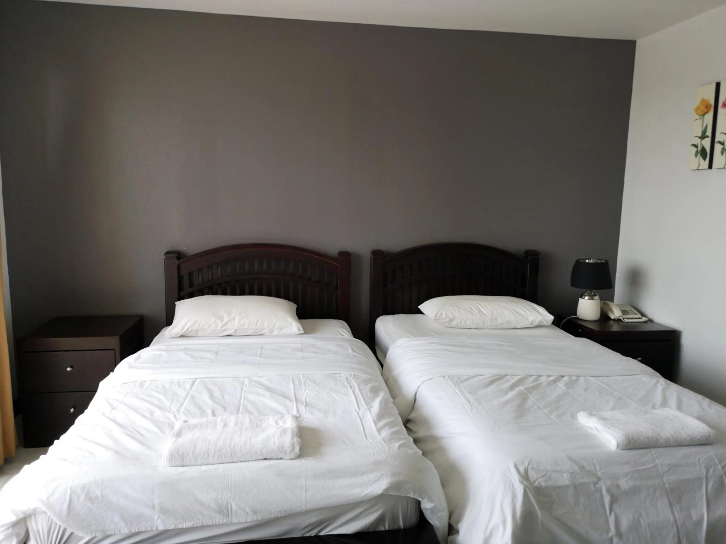 Bed in Sirapa Resident