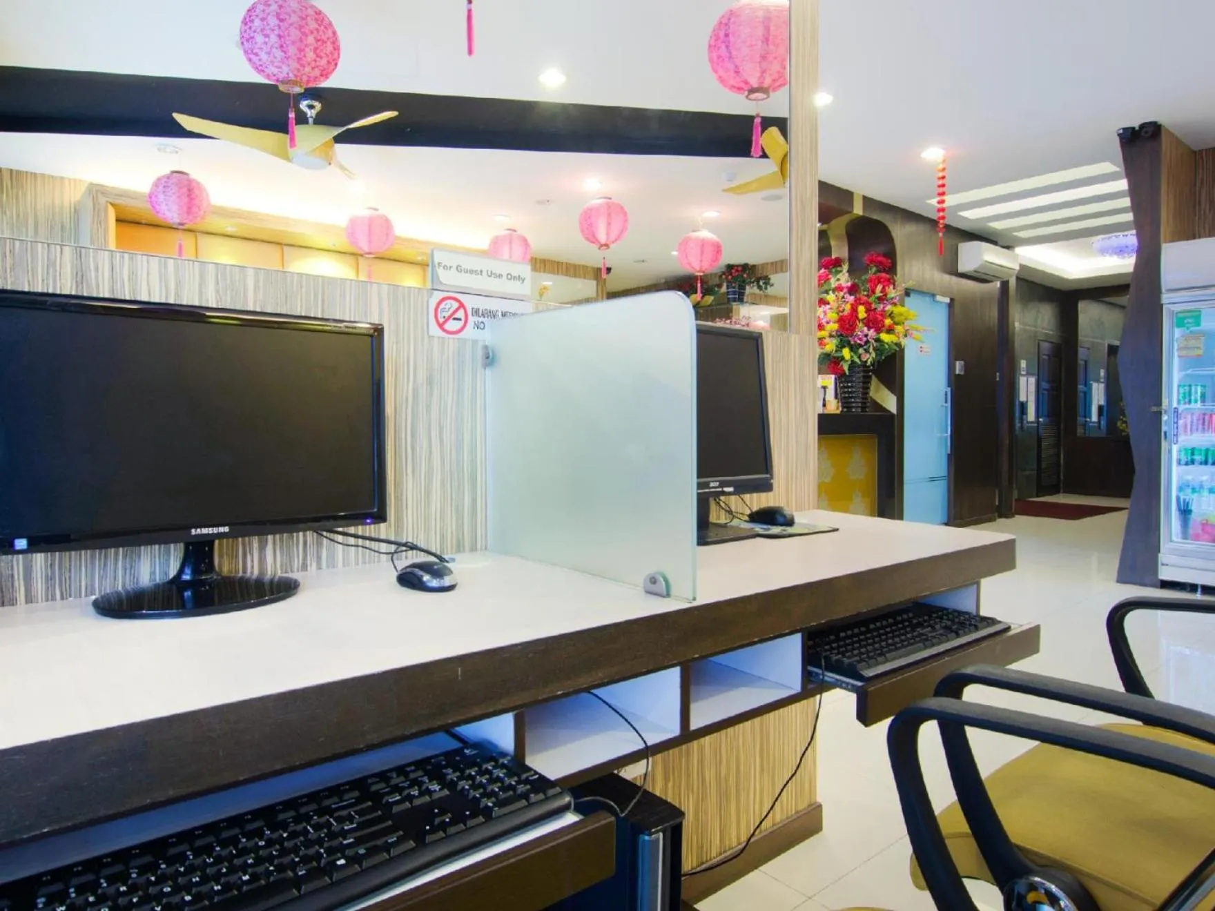 Eight Days Boutique Hotel - Mount Austin