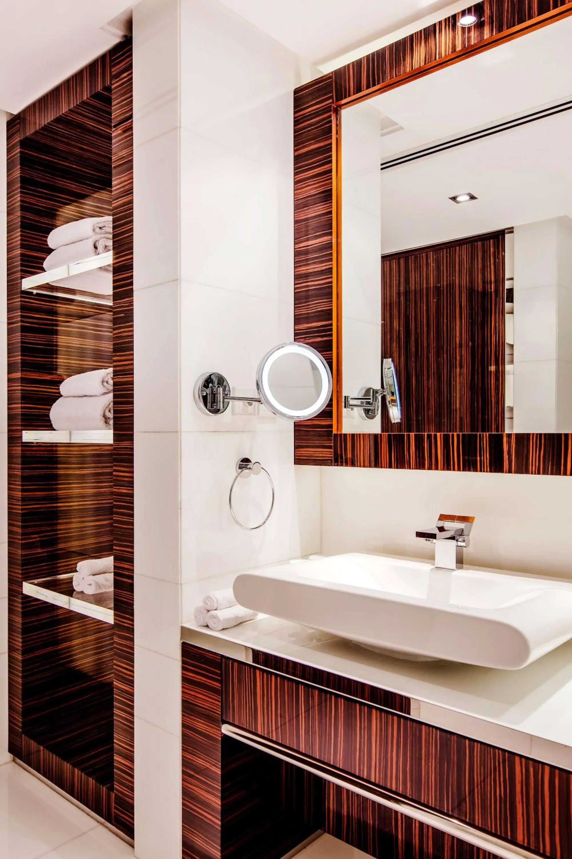 Bathroom in Hilton Dubai The Walk