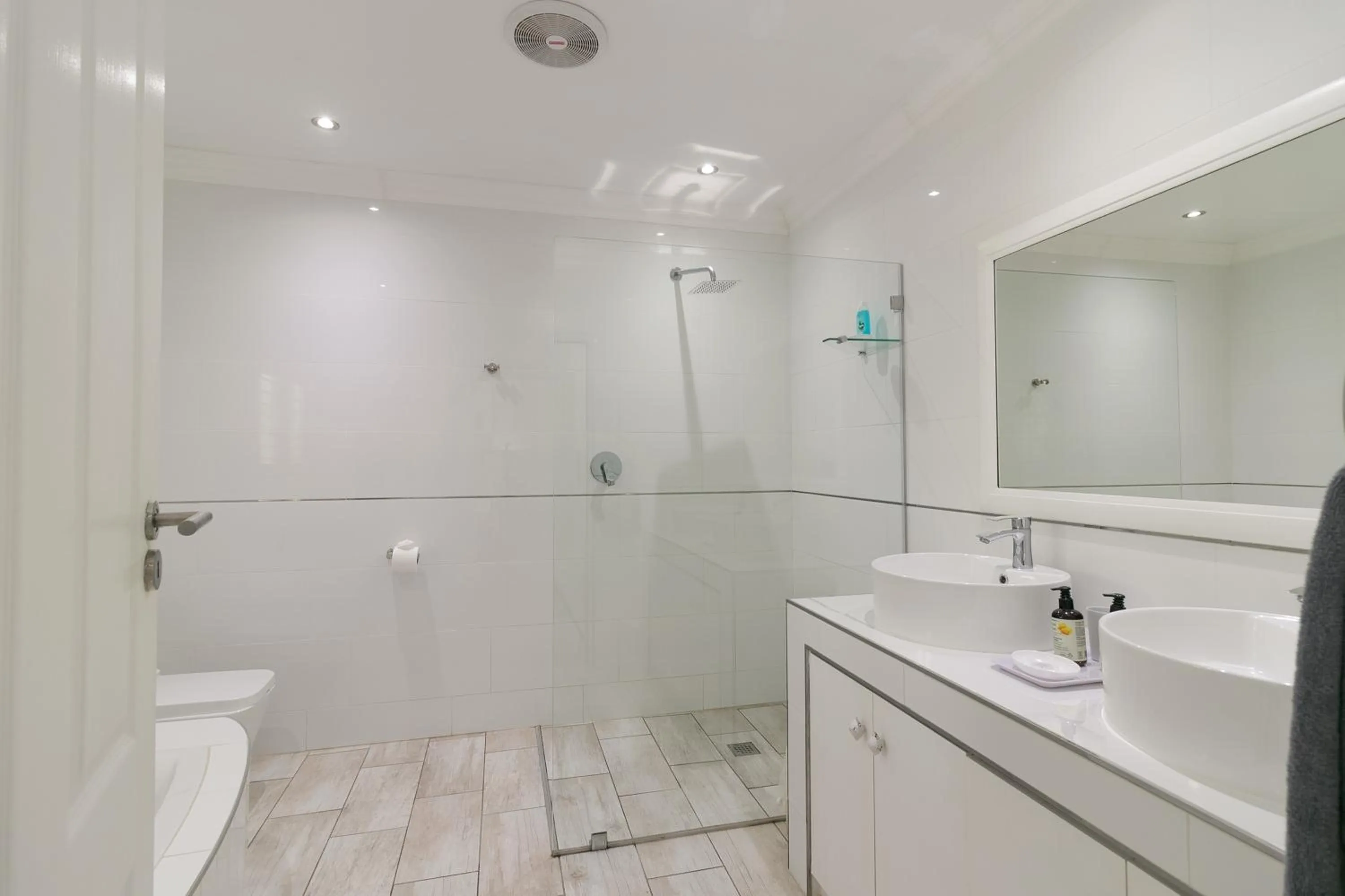 Shower in One on Bollard