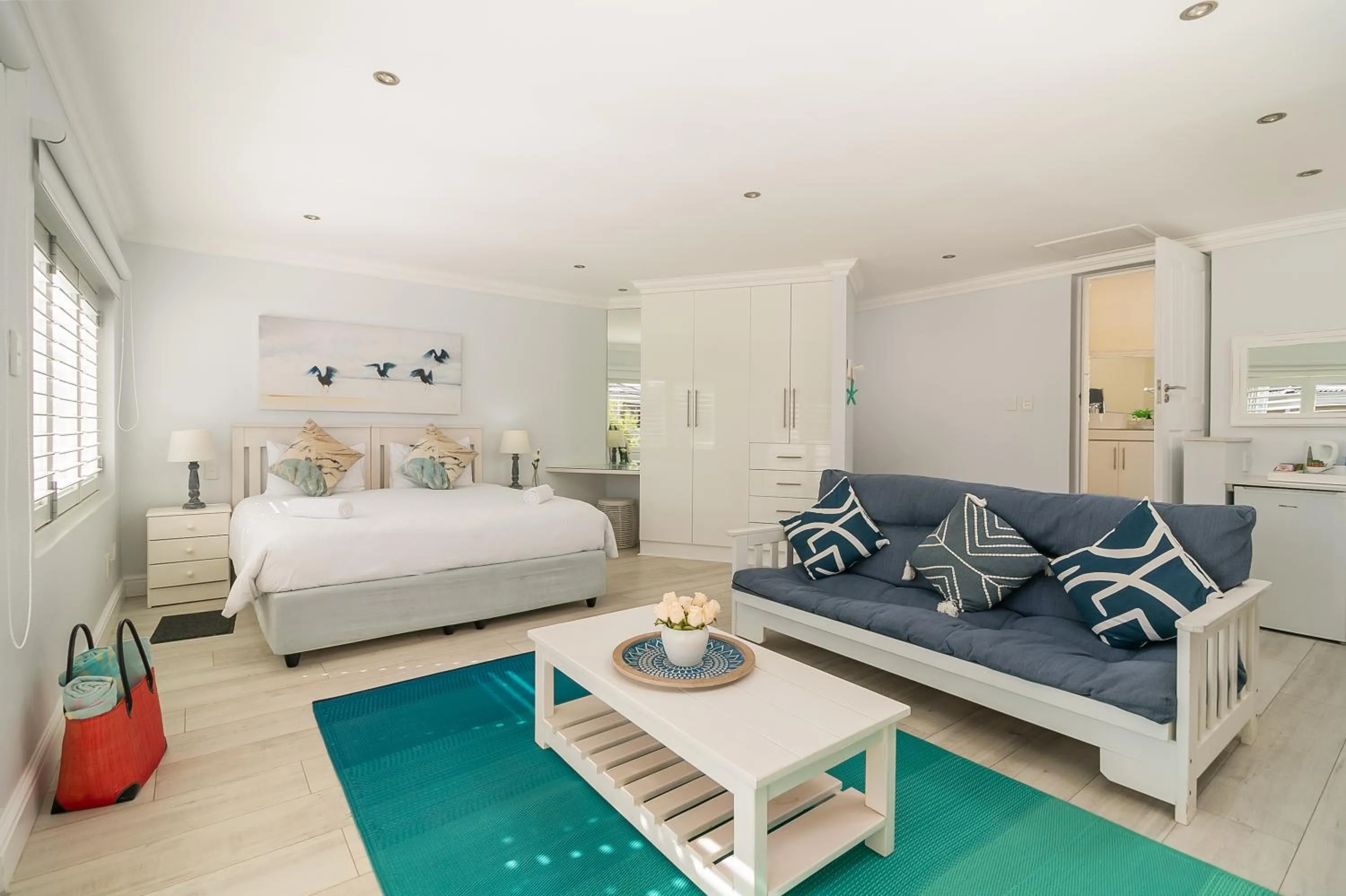 Bed in One on Bollard