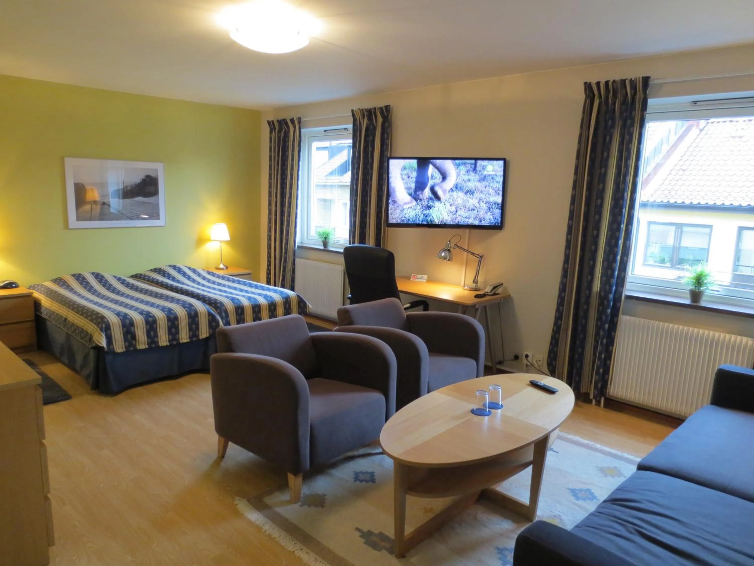 Photo of the whole room, Bed in Hotel Göingehof