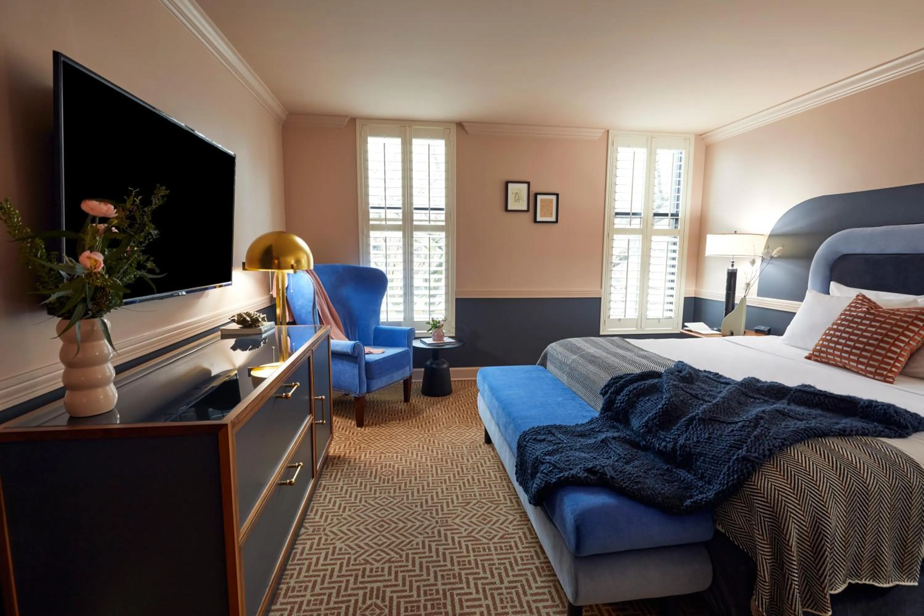 Bedroom, Bed in The Oliver Hotel Knoxville, by Oliver