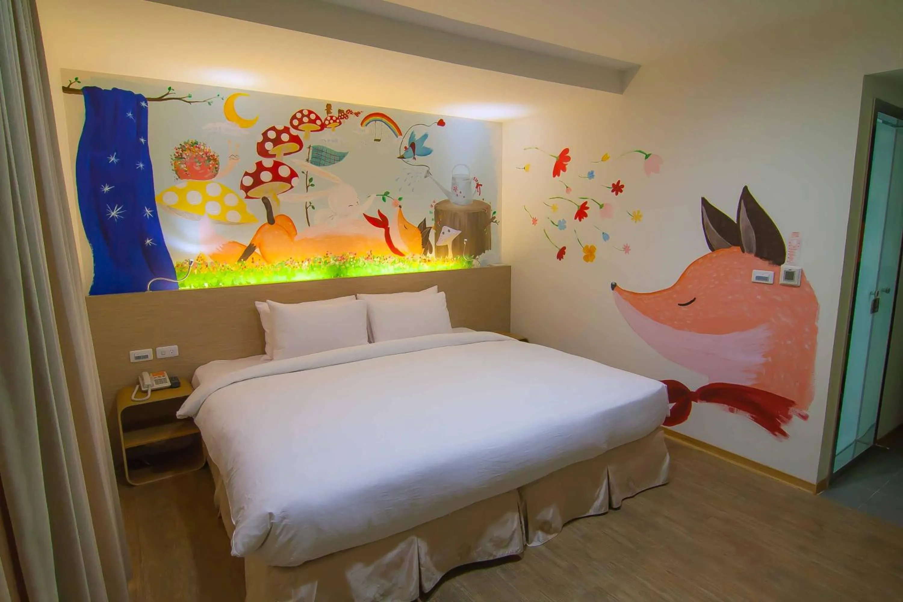 Photo of the whole room, Bed in Legend Hotel Kaohsiung Liuhe