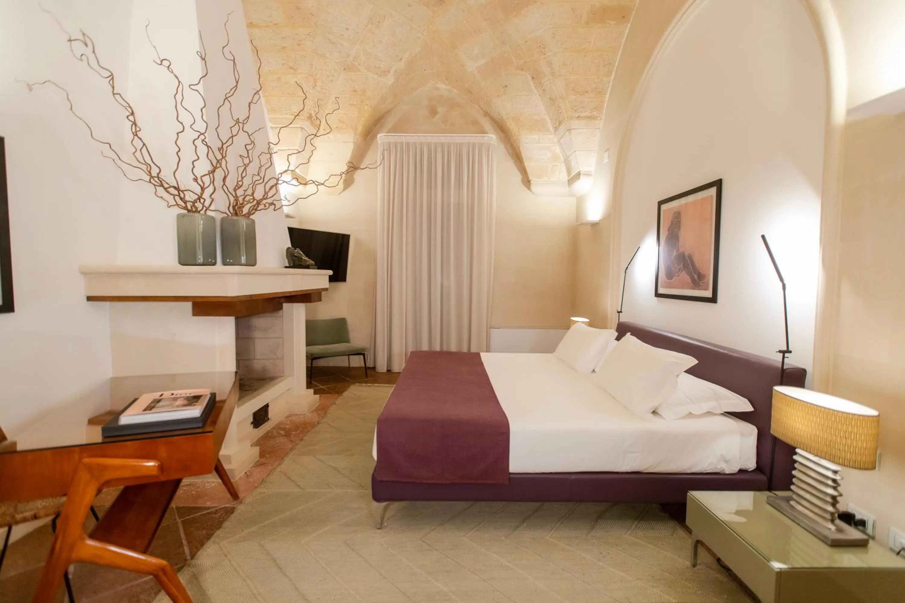 Bedroom, Bed in La Fiermontina Palazzo Bozzi Corso Hotel