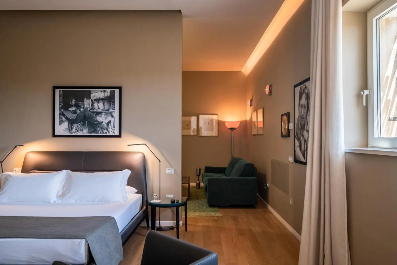 Bedroom, Bed in La Fiermontina Palazzo Bozzi Corso Hotel