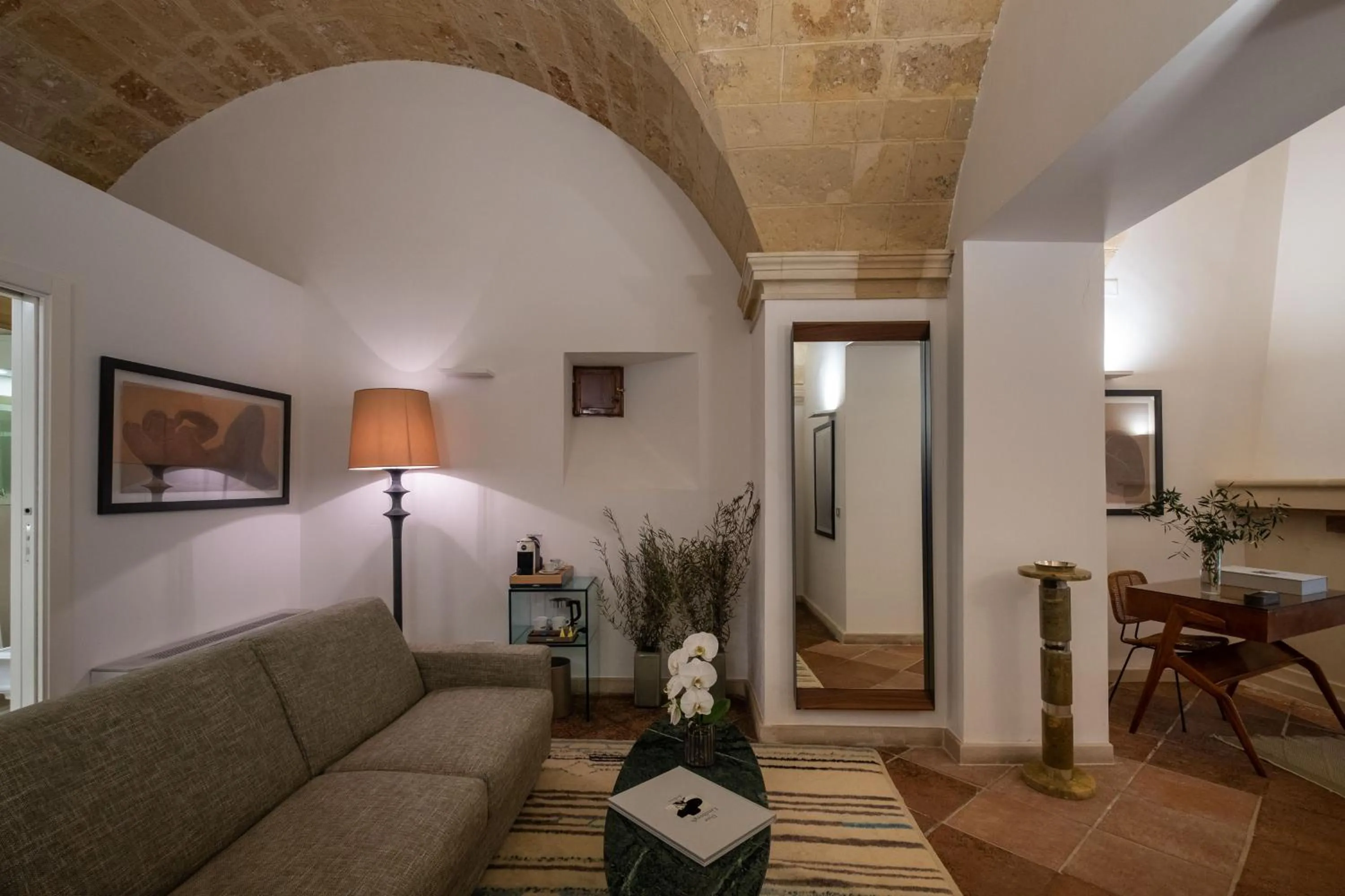 Seating area in La Fiermontina Palazzo Bozzi Corso Hotel