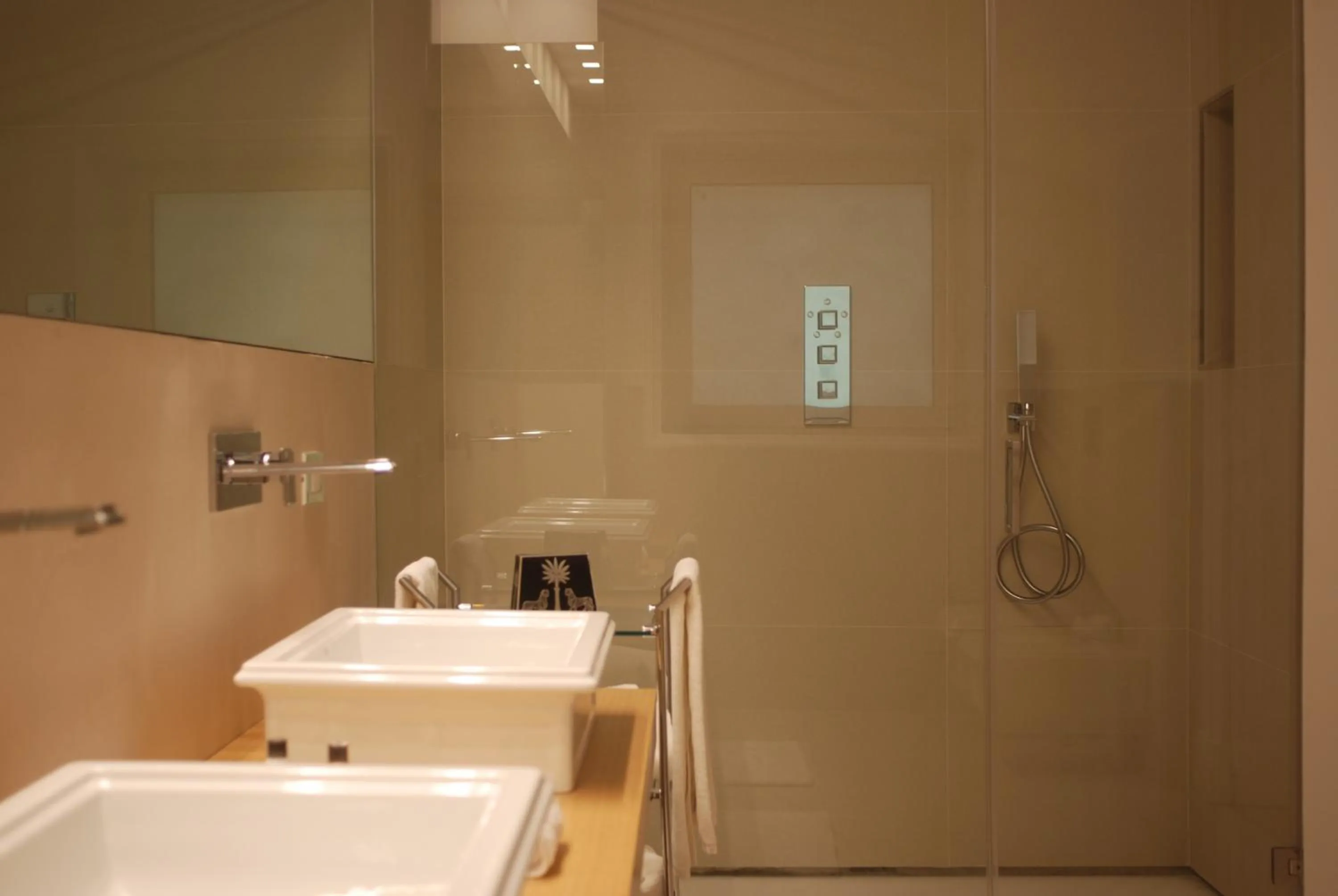 Bathroom in La Fiermontina Palazzo Bozzi Corso Hotel