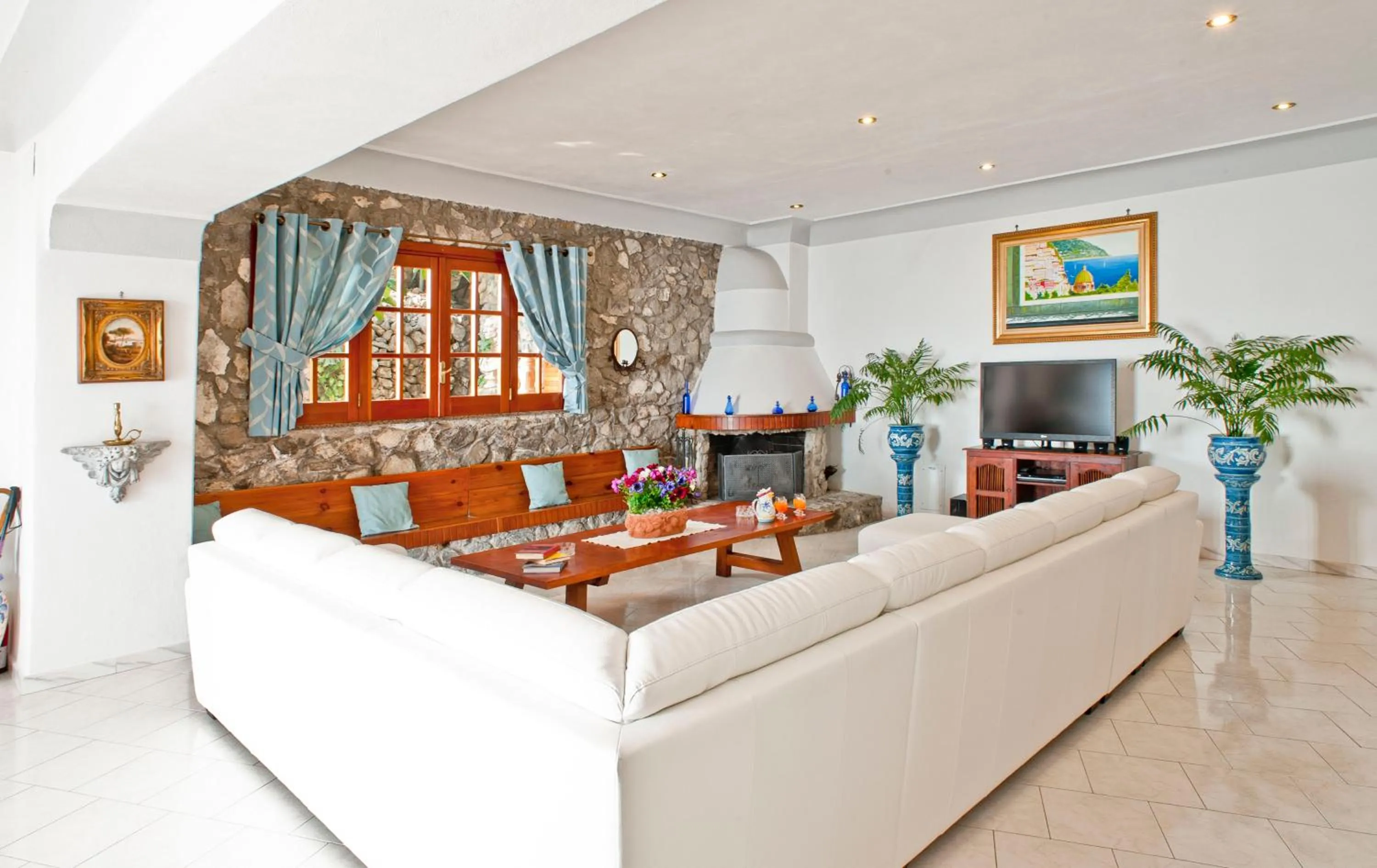 Living room in Villa La Roccia - Arienzo