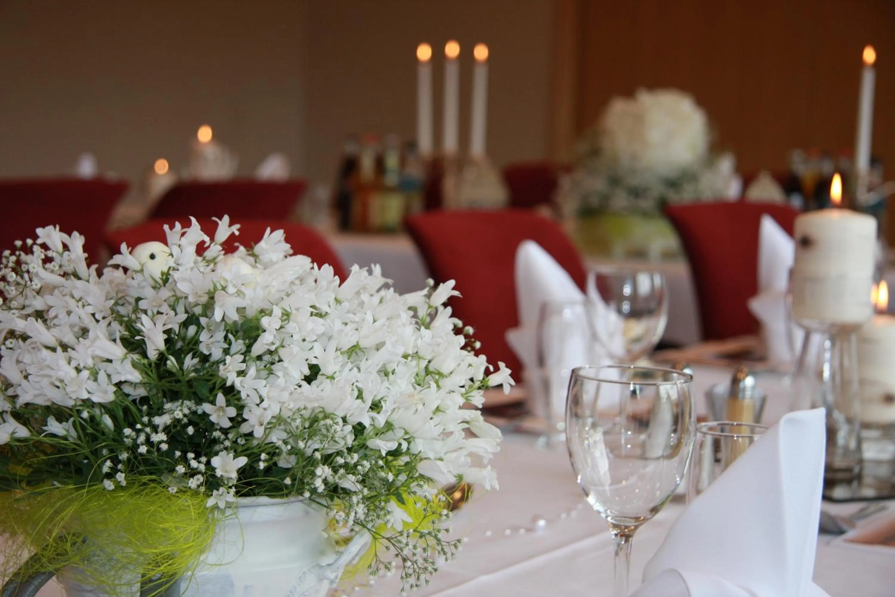 Restaurant/places to eat in Alver Hotel