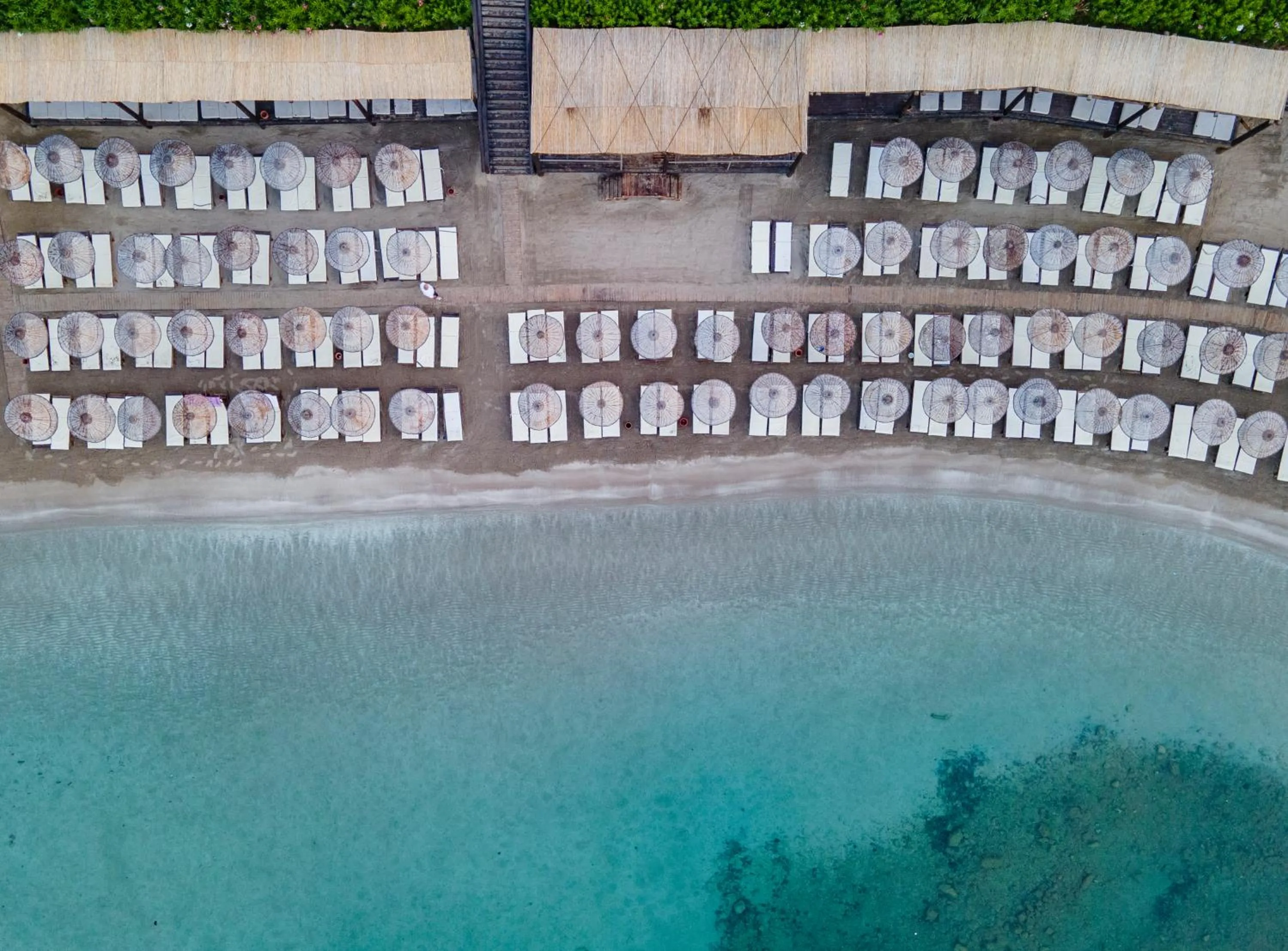 Day in LAUR HOTELS Experience & Elegance