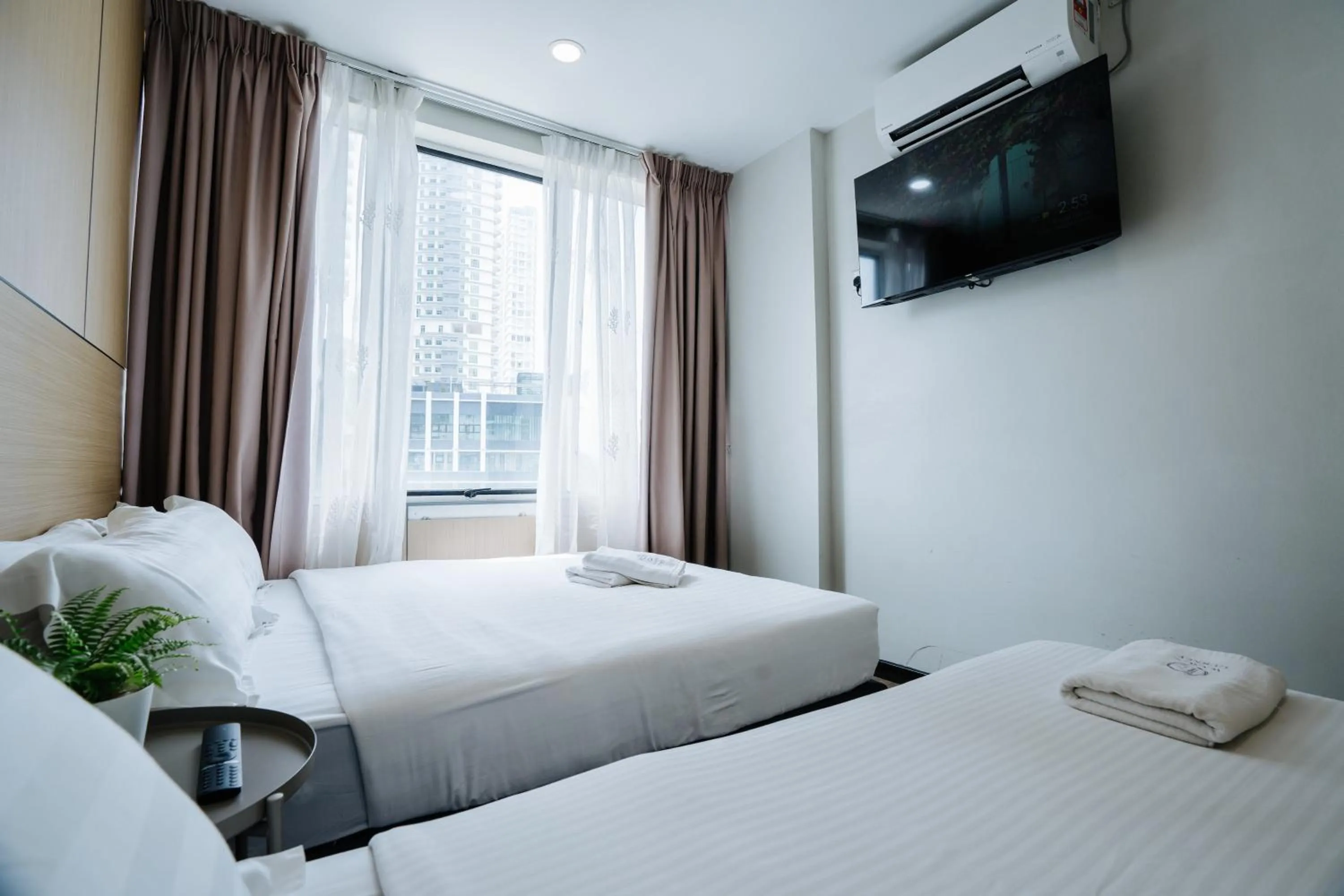 Bed in Wangs Hotel Gurney Drive