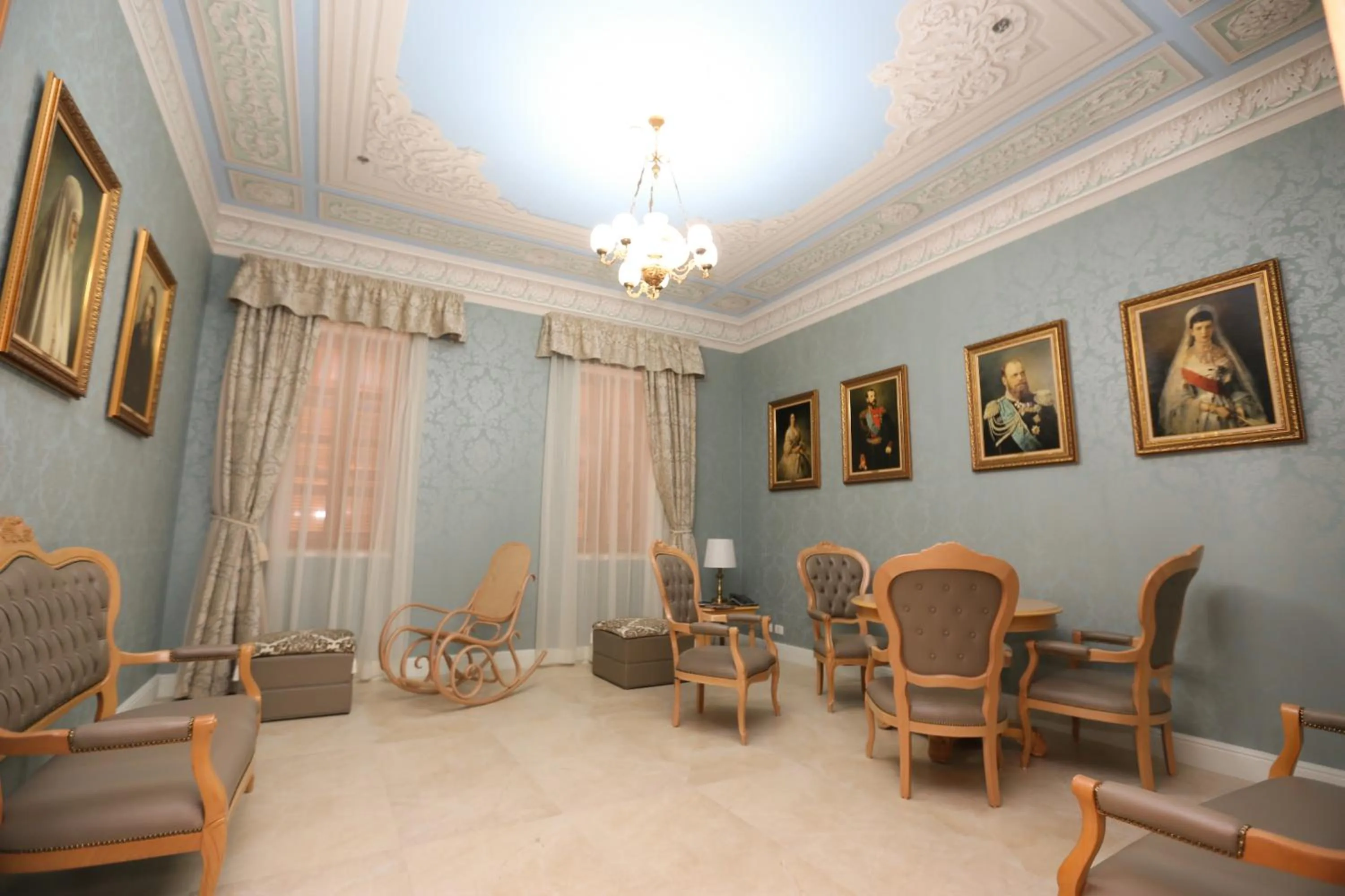 Living room in Sergei Palace Hotel