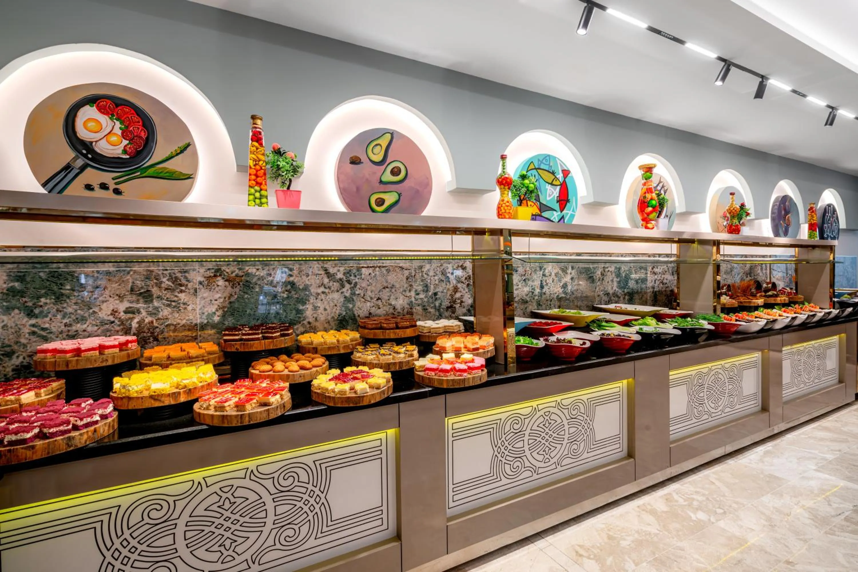 Food in Club Big Blue Suit Hotel - All Inclusive Plus