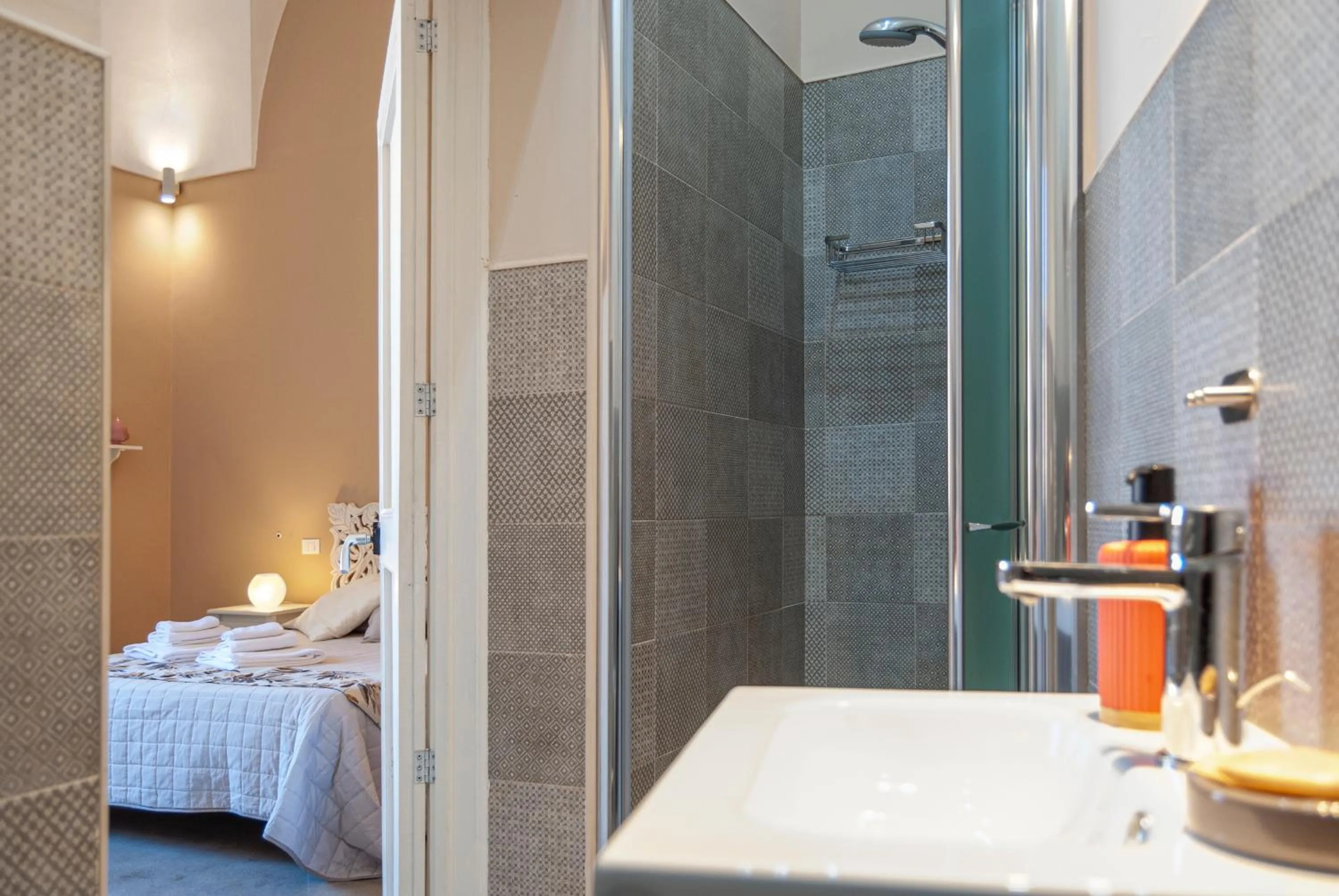 La Pigna Bianca Suites