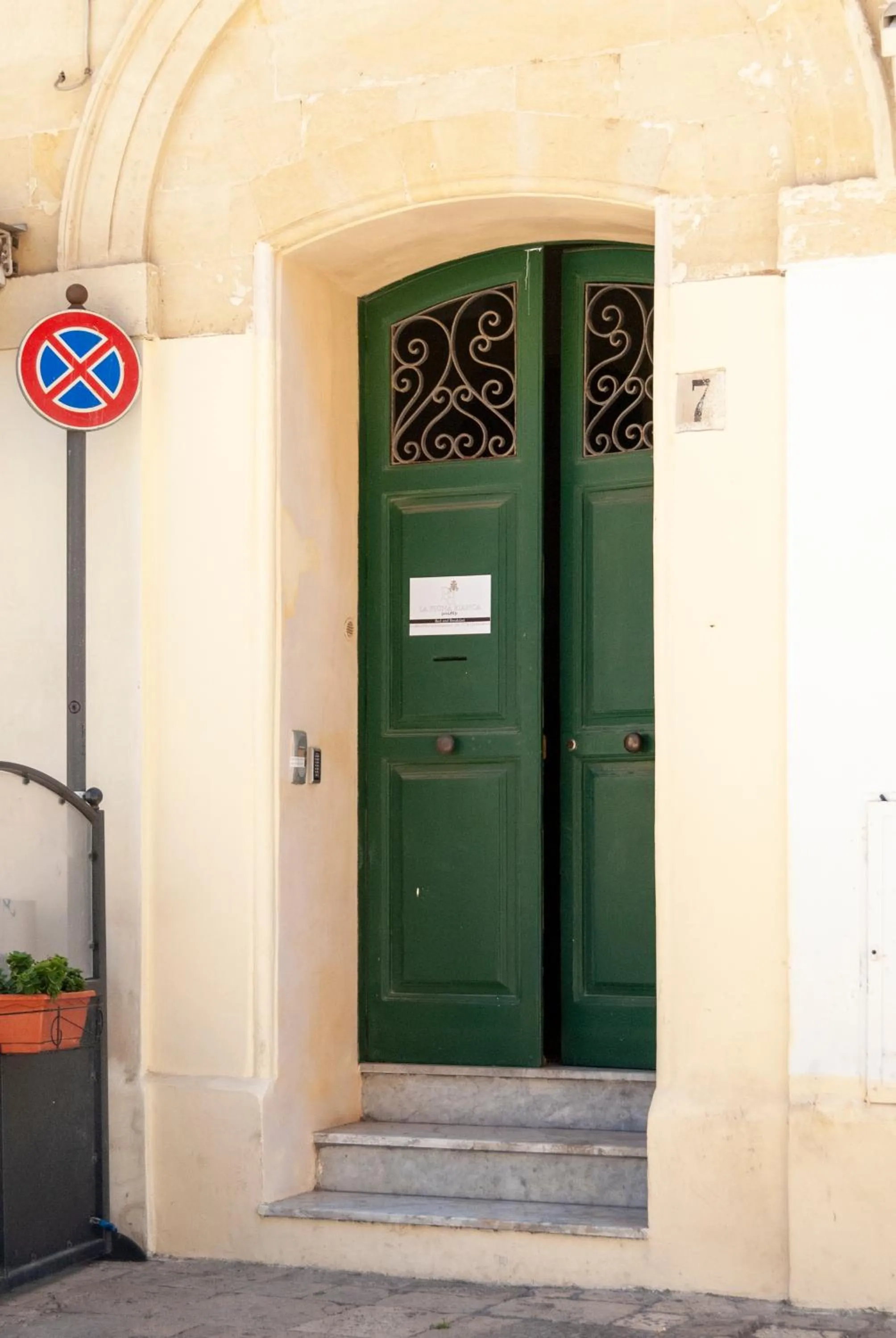 La Pigna Bianca Suites