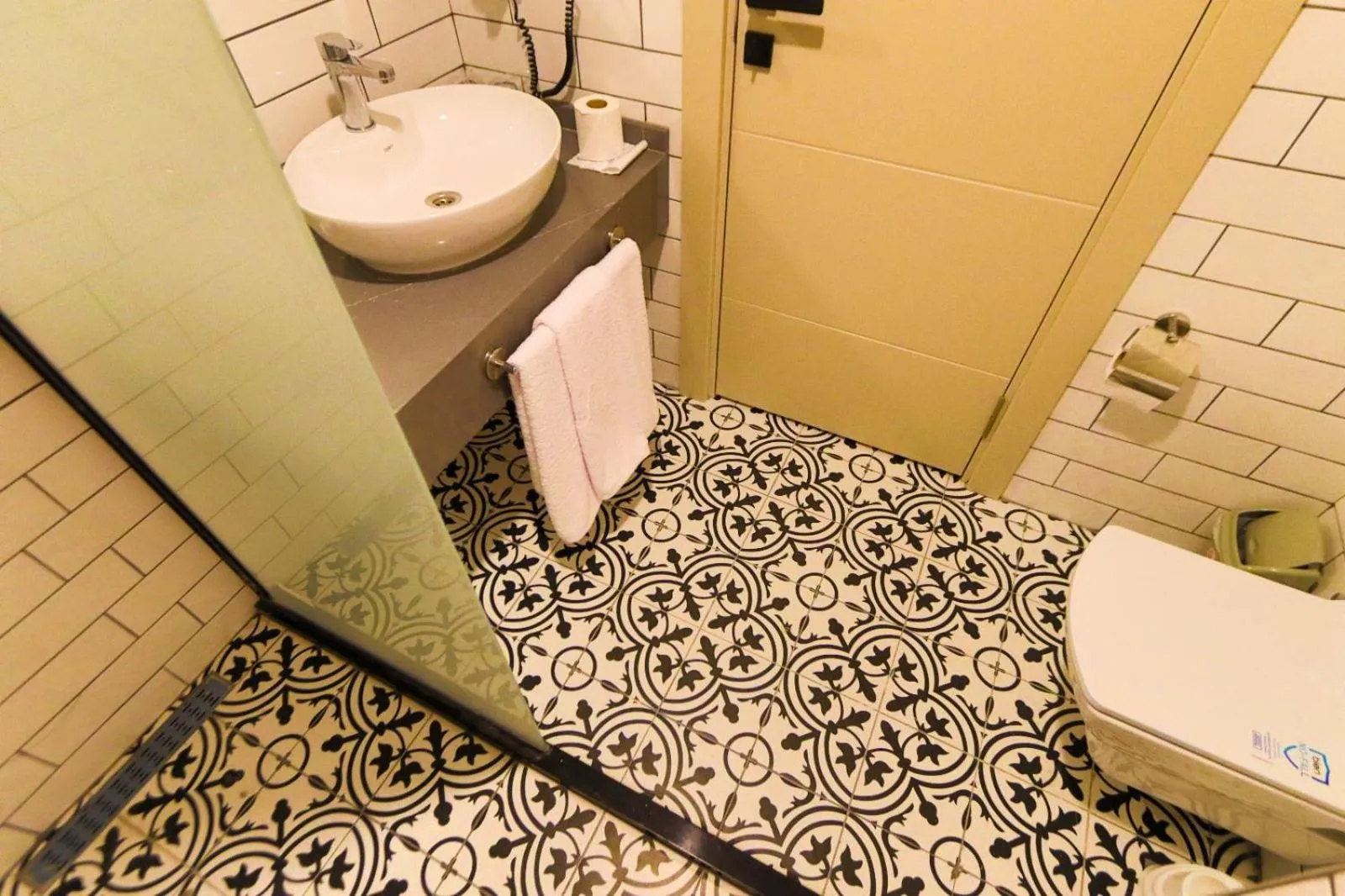 Bathroom in Ephesus Hitit Hotel restaurant