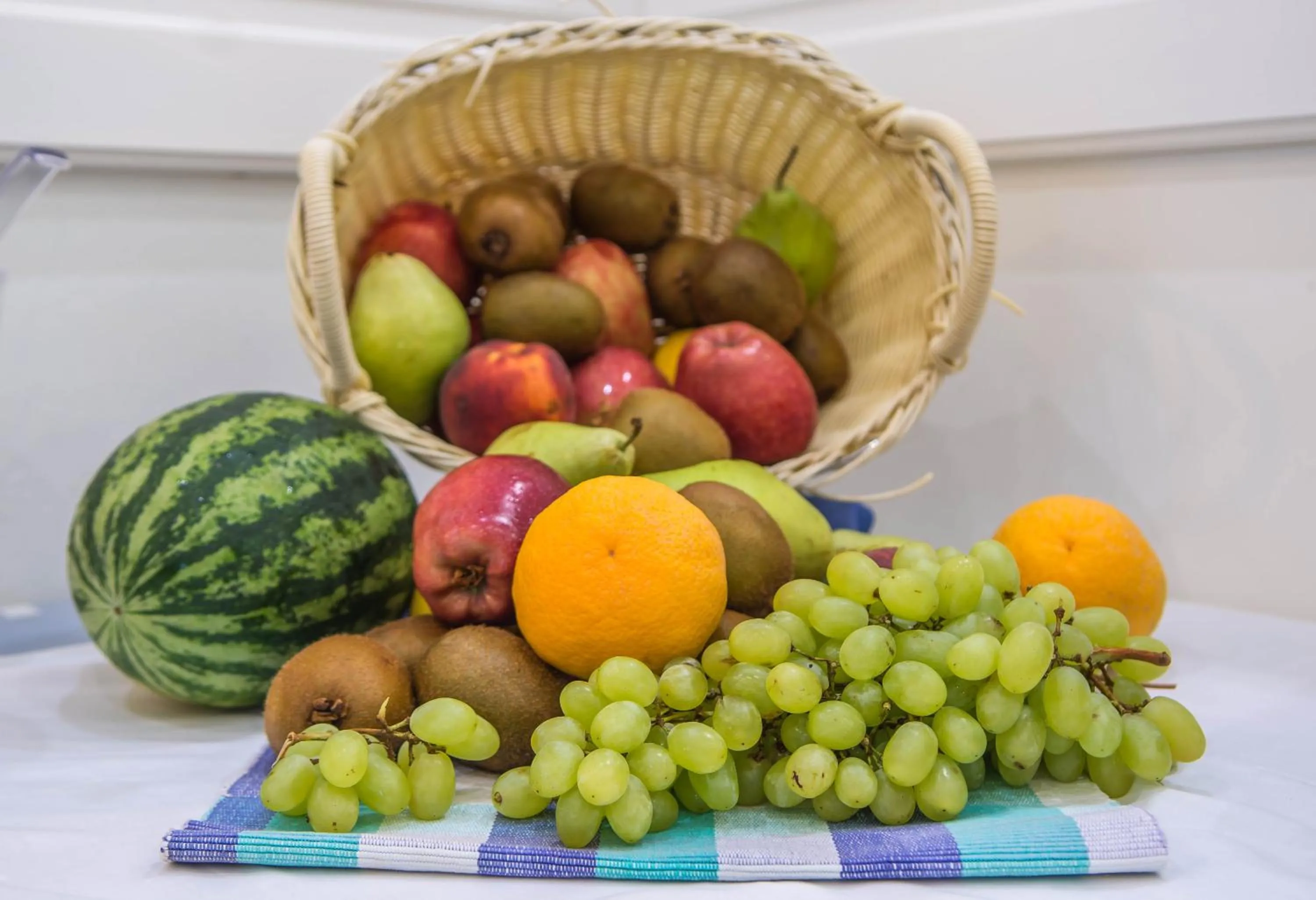 Food in Oasis Beach Hotel