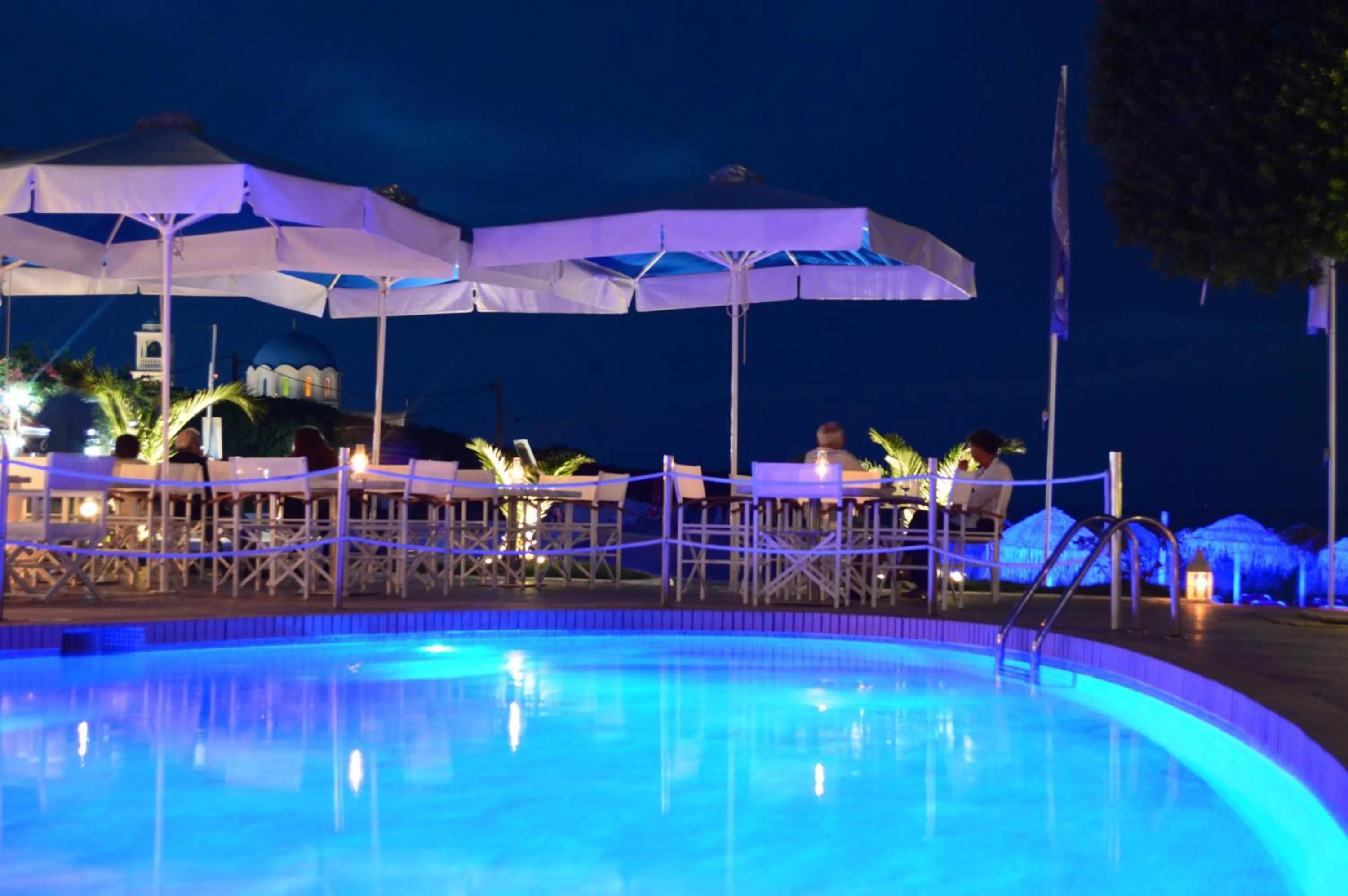 Area and facilities in Oasis Beach Hotel