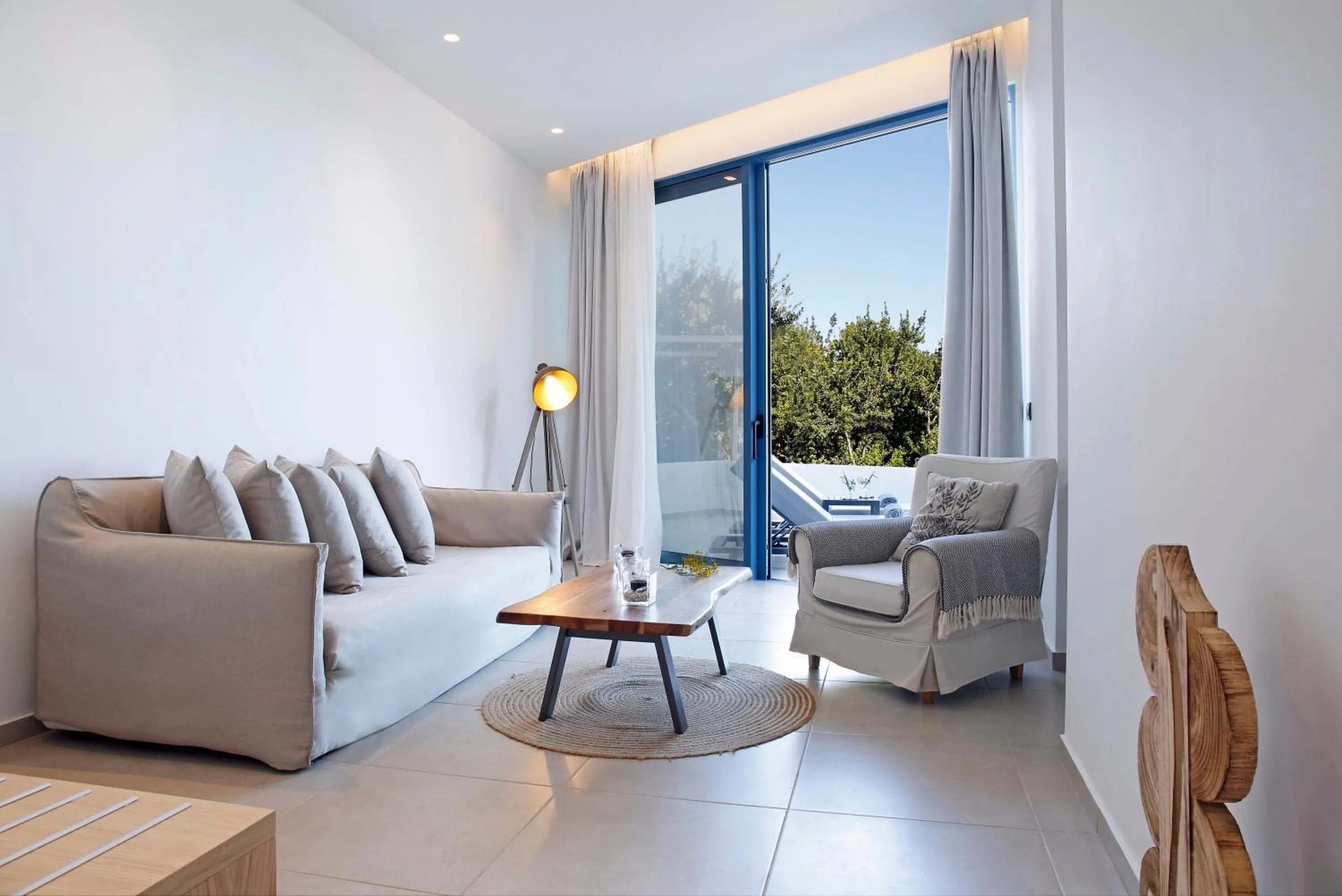 Balcony/Terrace in Oasis Beach Hotel