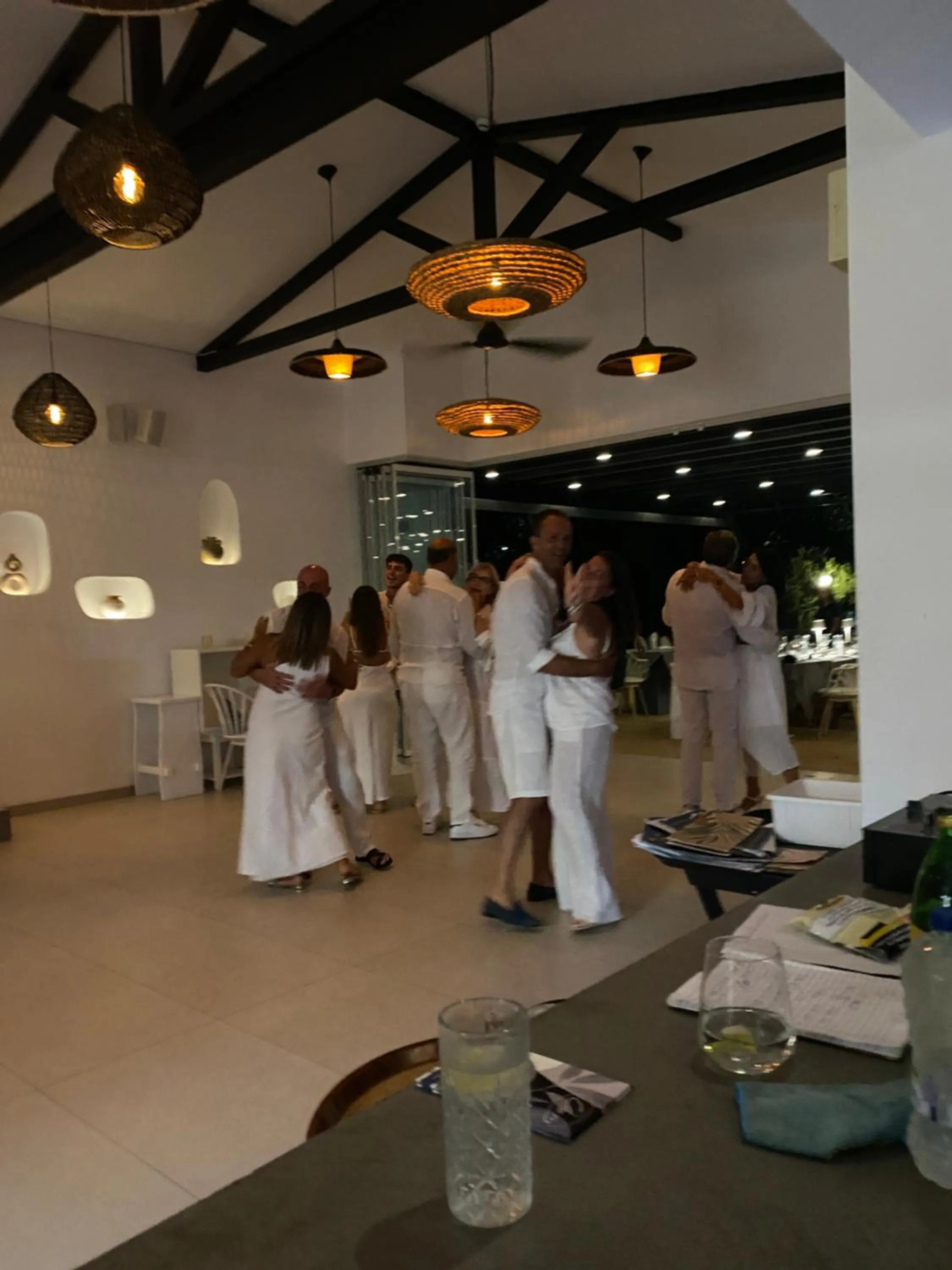 Restaurant/places to eat in Oasis Beach Hotel