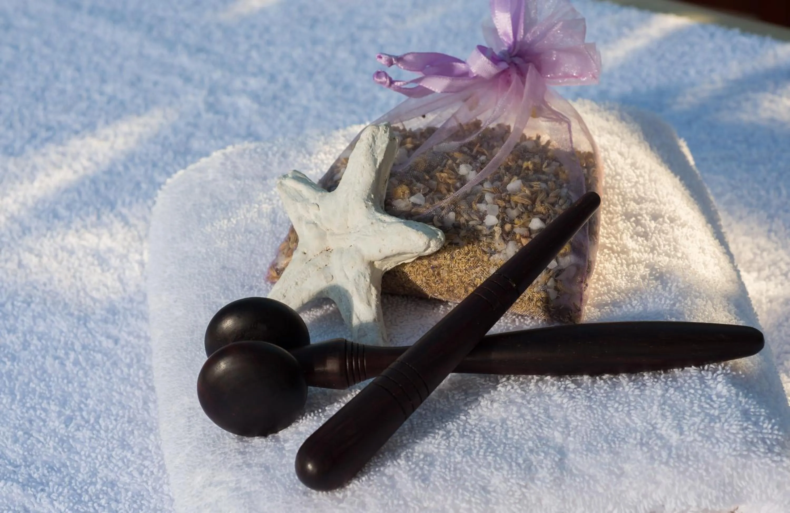 Decorative detail in Oasis Beach Hotel