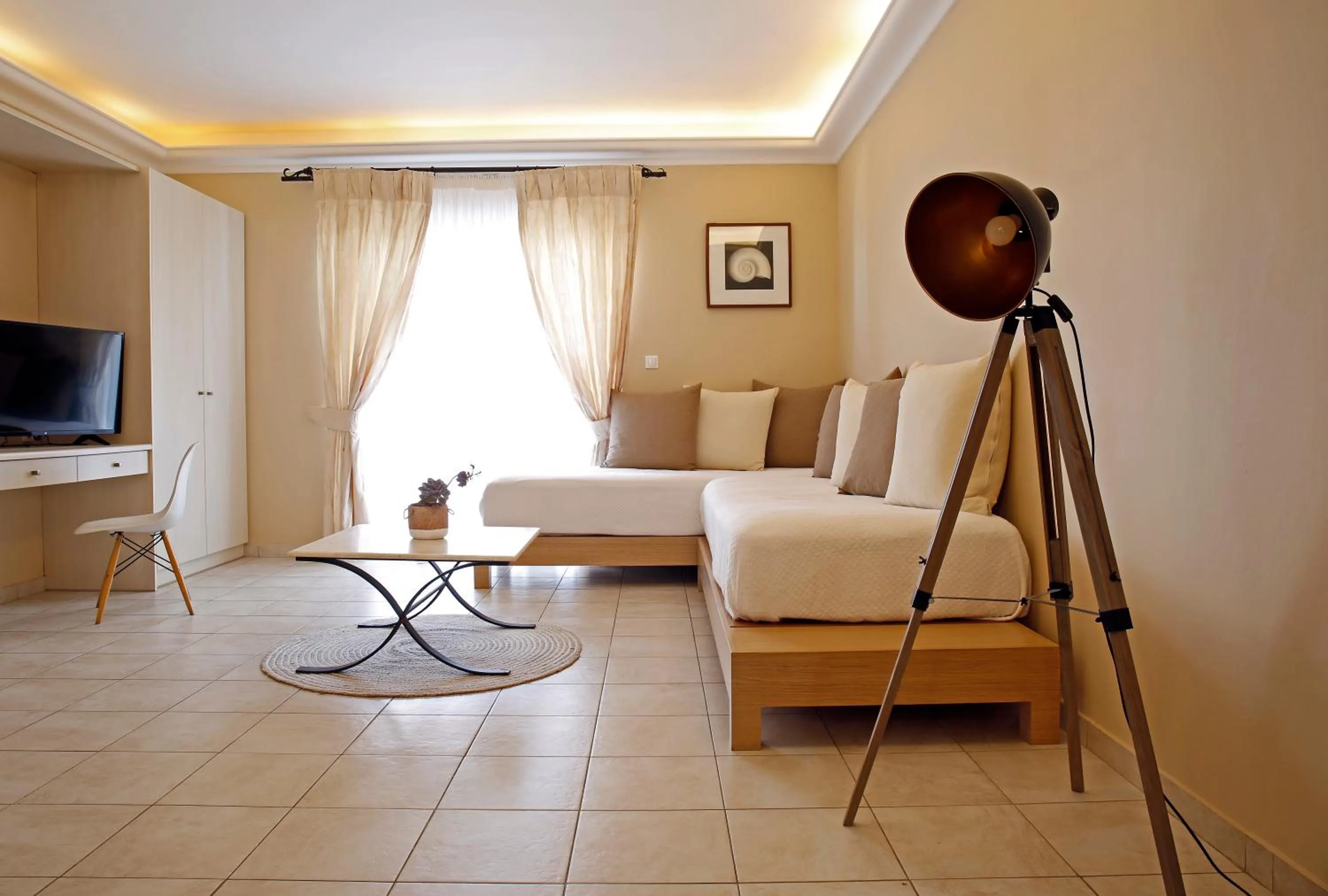 Living room in Oasis Beach Hotel