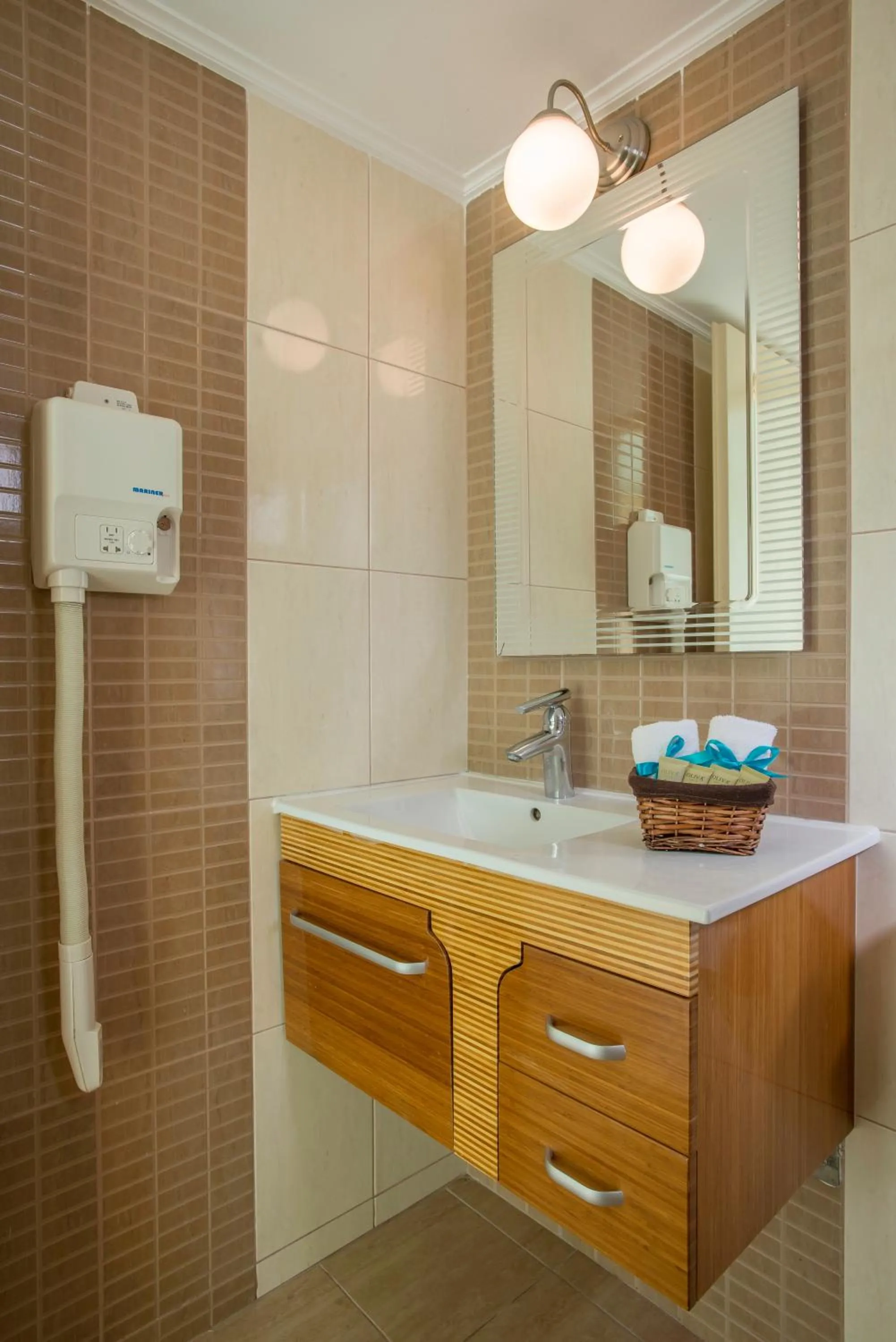 Bathroom in Oasis Beach Hotel