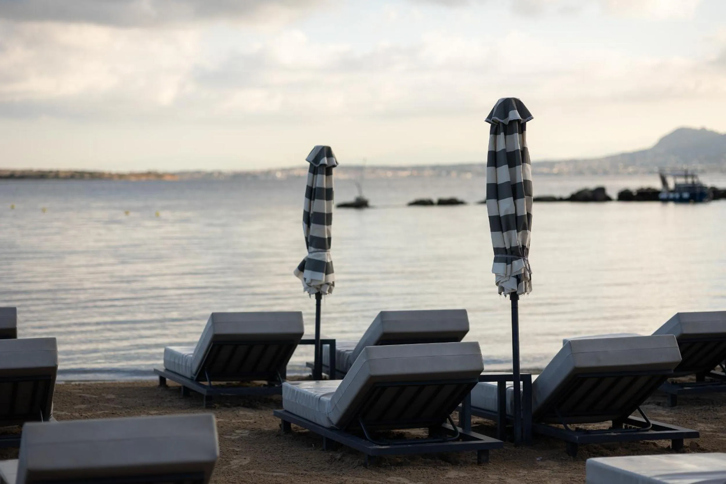 Day in Oasis Beach Hotel