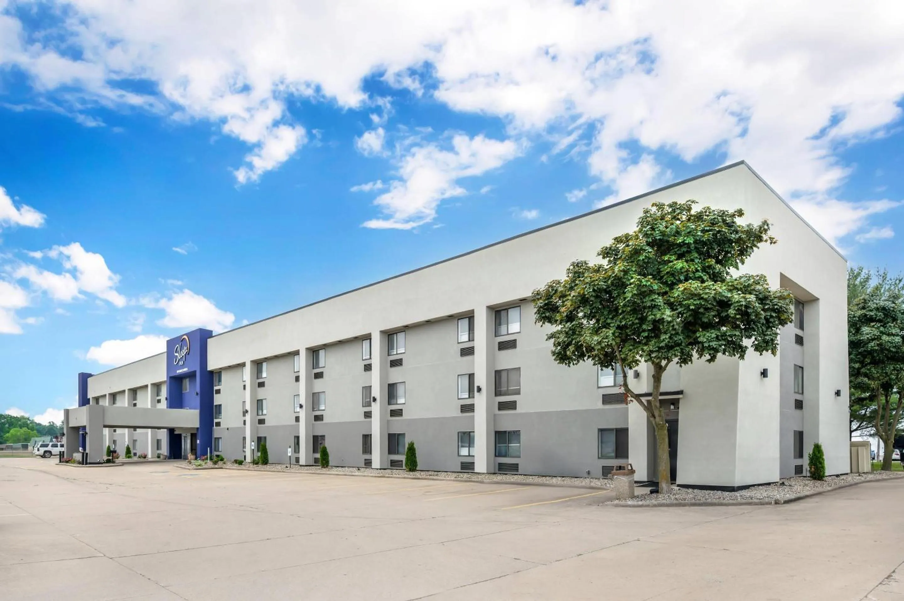 Property building in Sleep Inn