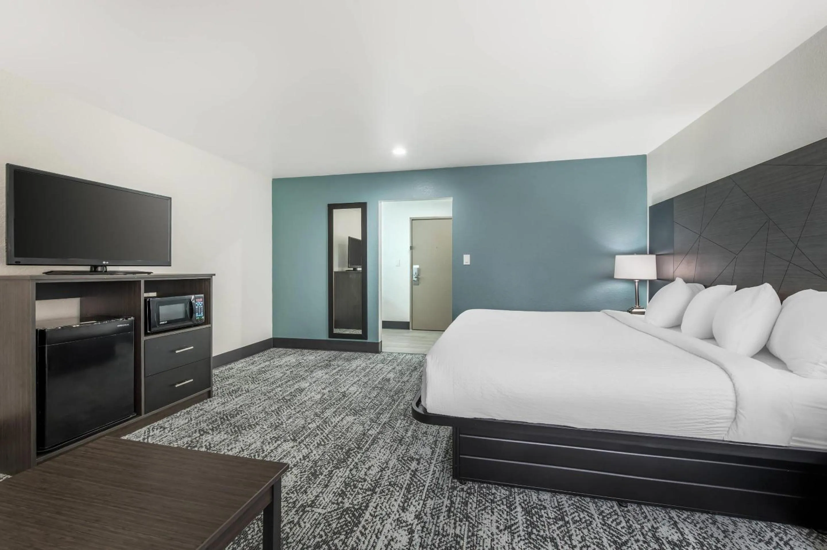 Bedroom, Bed in Sleep Inn