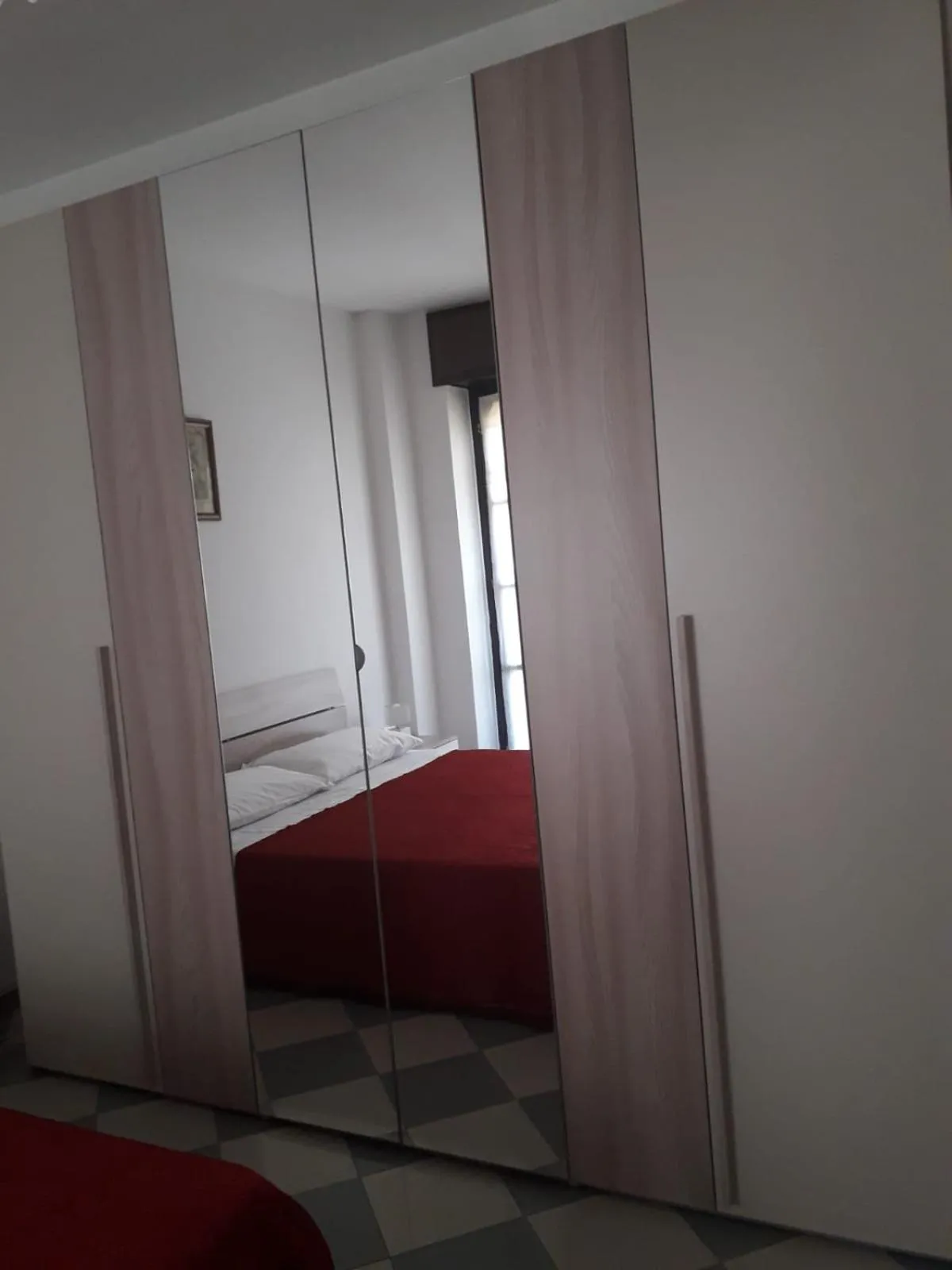 wardrobe, Bed in B&B Dimora Boemondo