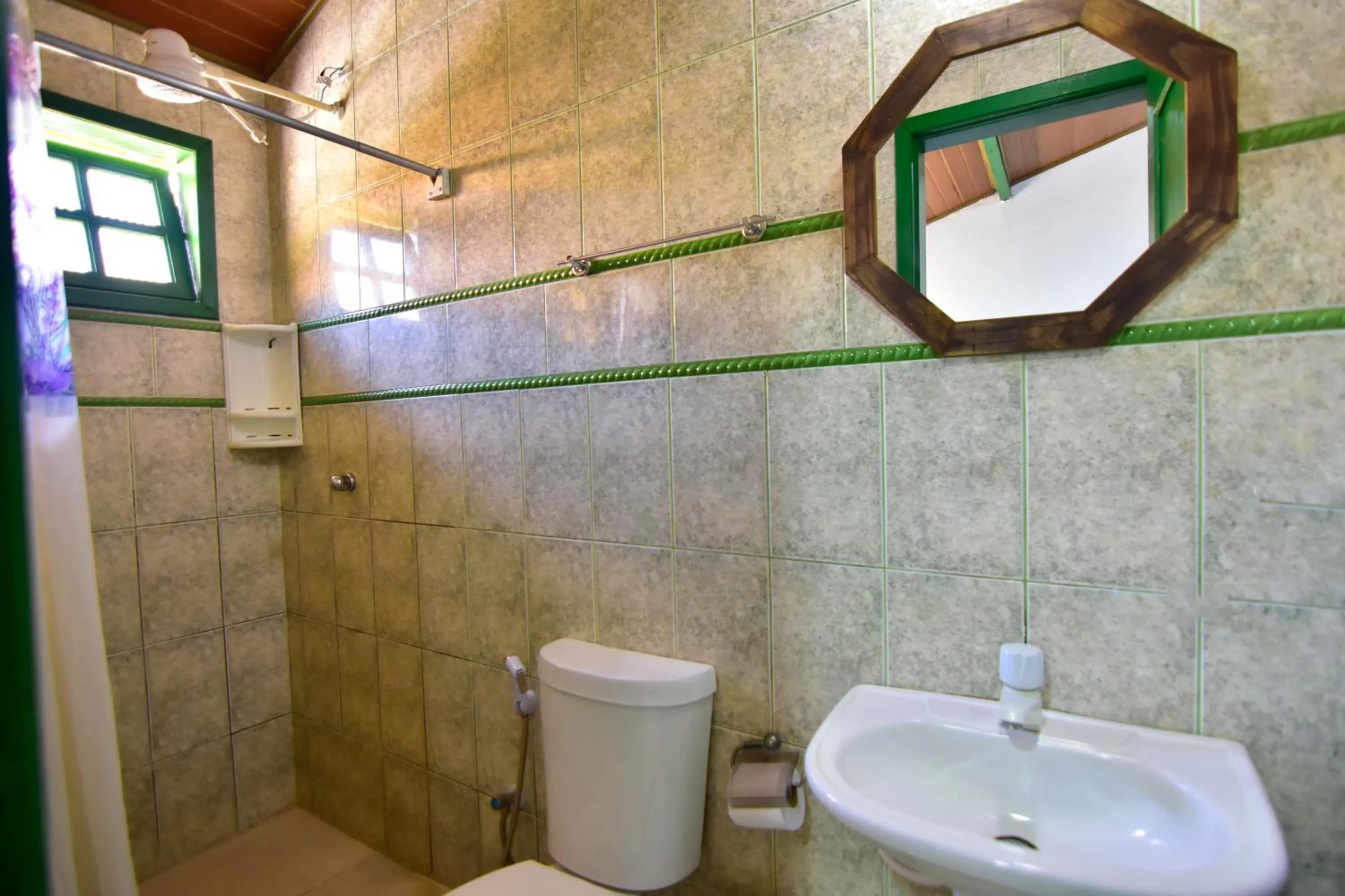 Shower in Pousada Villas Boas Arraial do Cabo