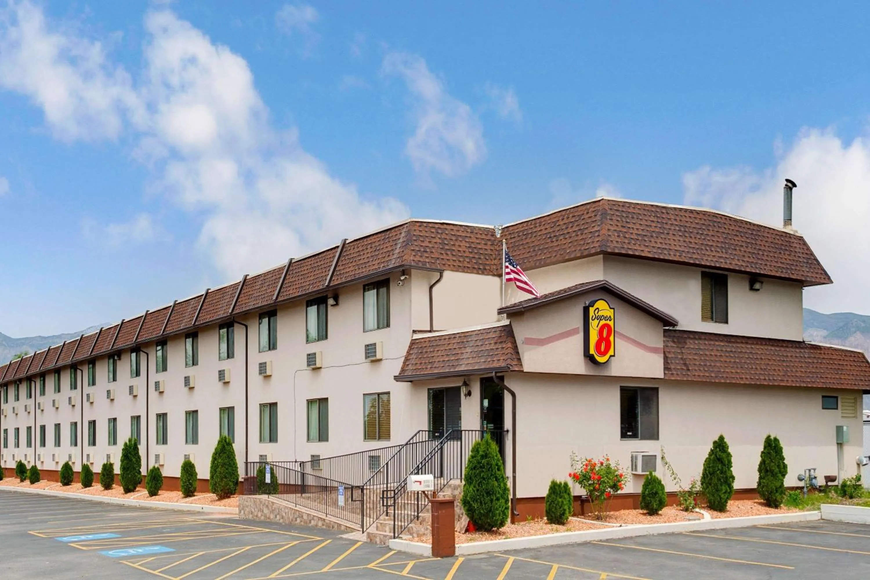 Property building in Super 8 by Wyndham Ogden, Utah