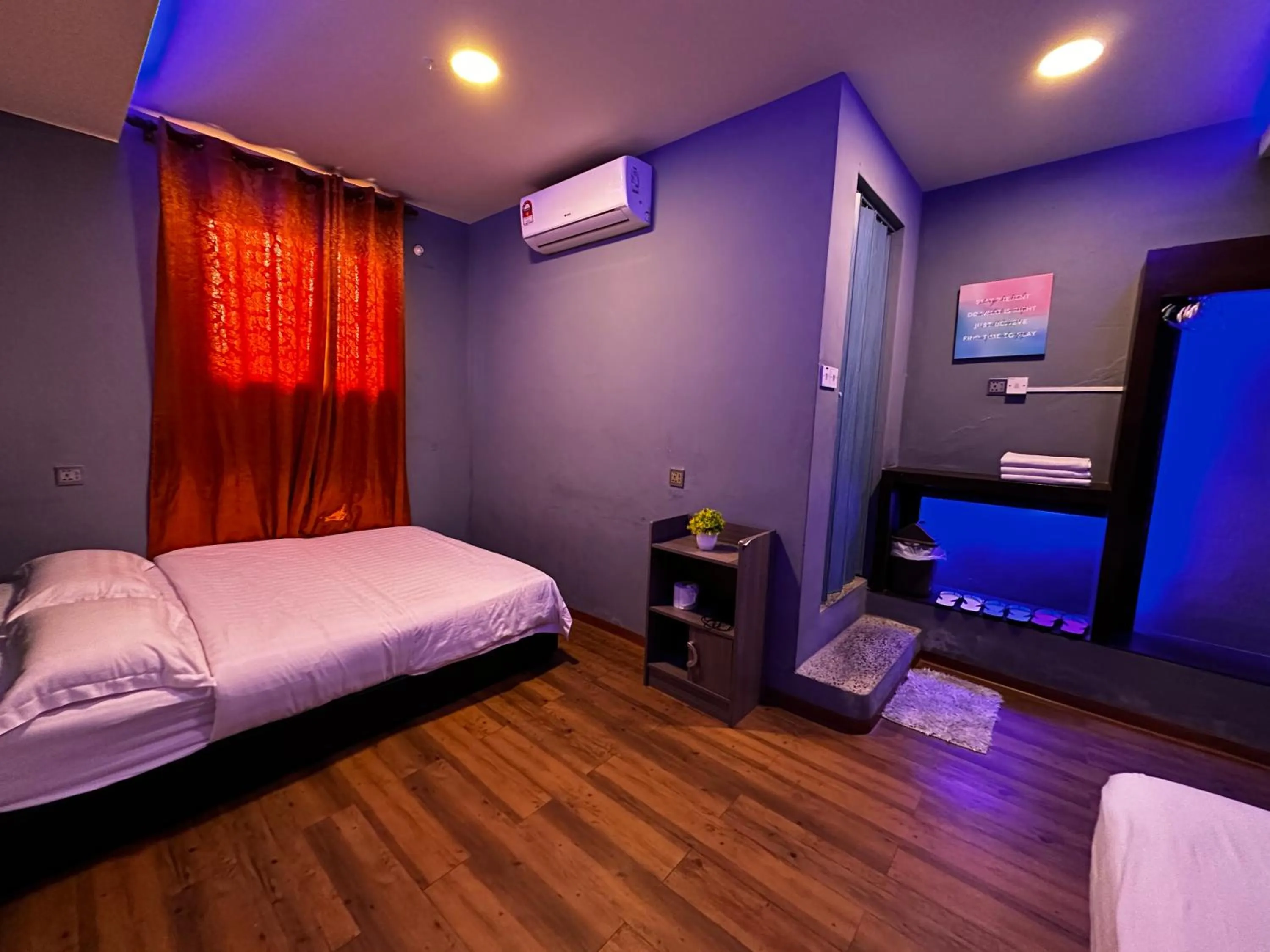 Bed in Cow B Homestay Semporna